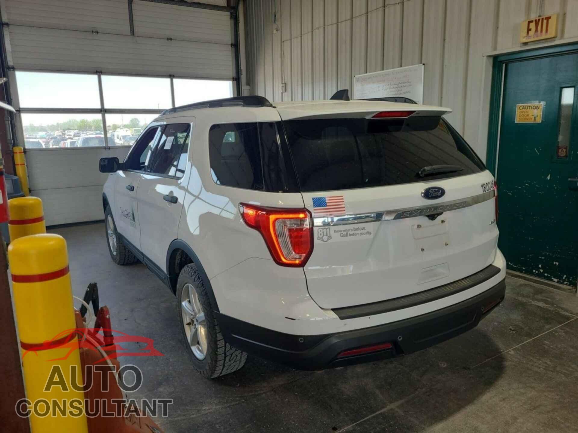 FORD EXPLORER 2018 - 1FM5K8B82JGB35163