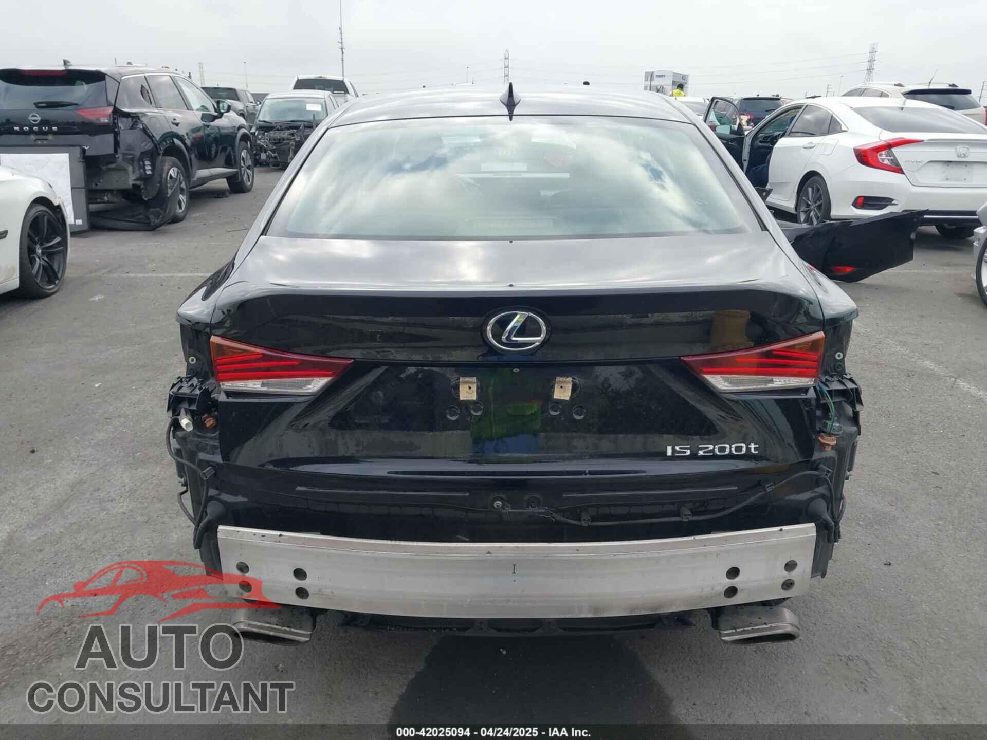 LEXUS IS 200T 2017 - JTHBA1D25H5041129