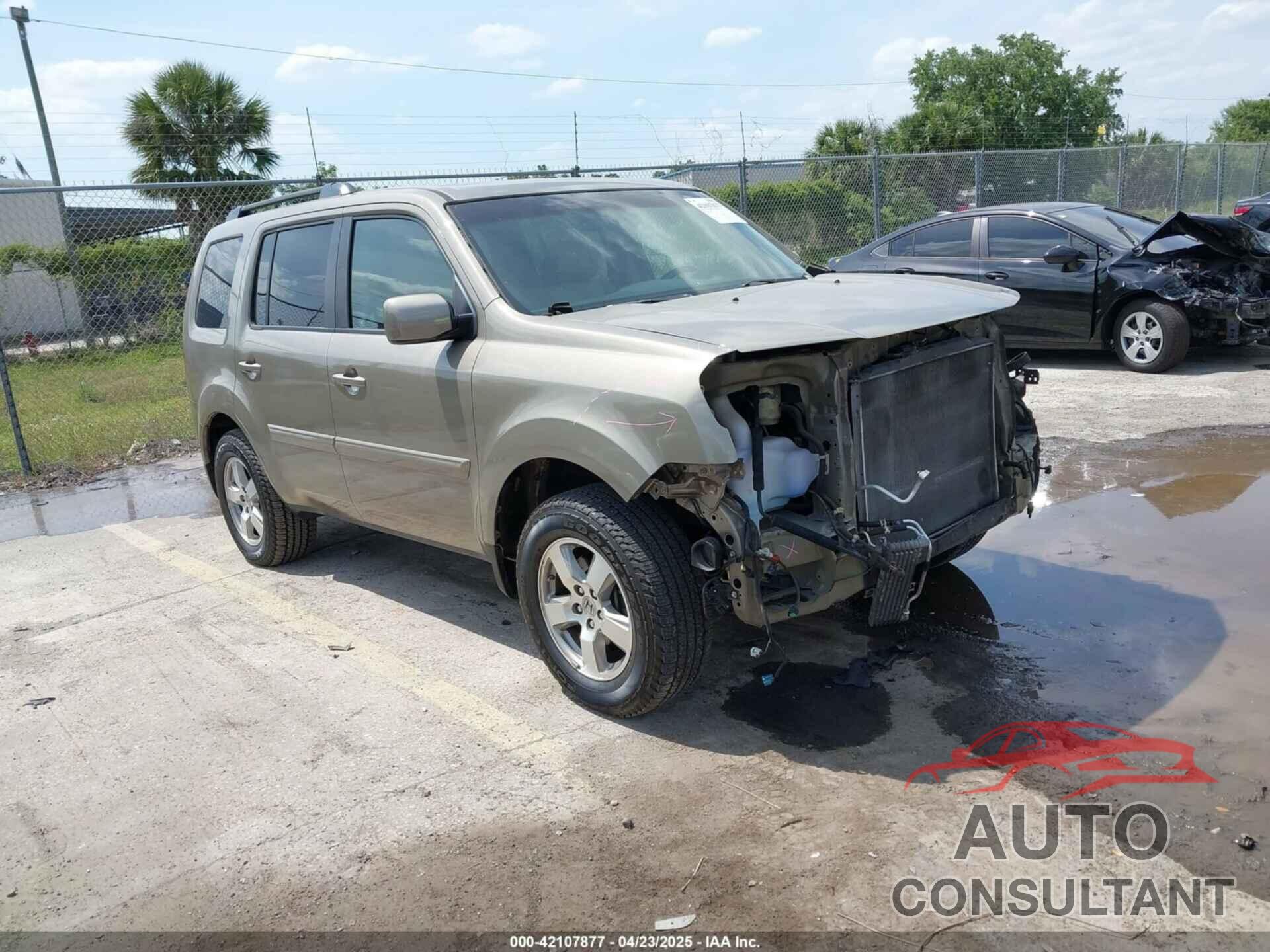 HONDA PILOT 2011 - 5FNYF3H5XBB032087