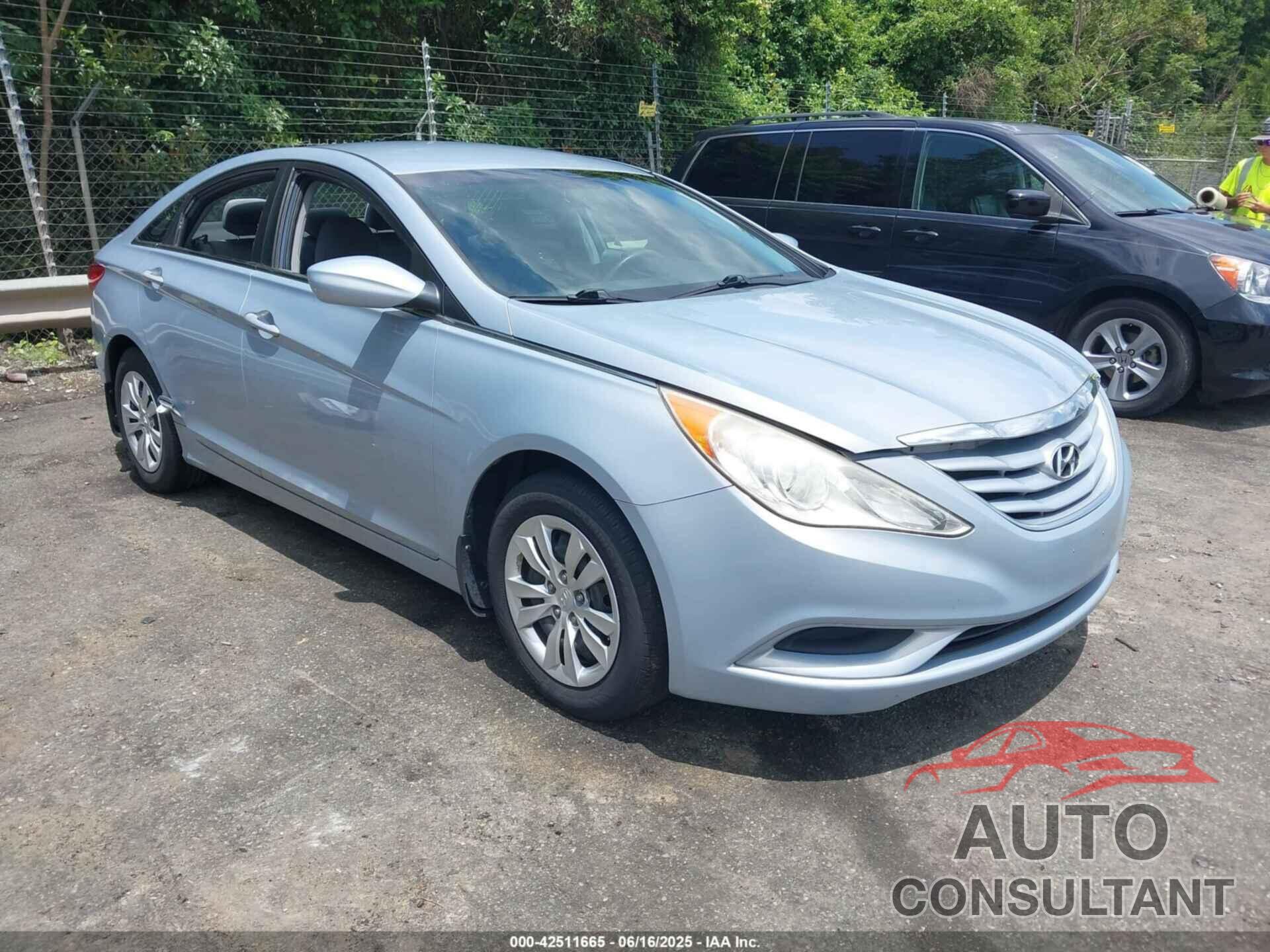 HYUNDAI SONATA 2011 - 5NPEB4AC9BH245532