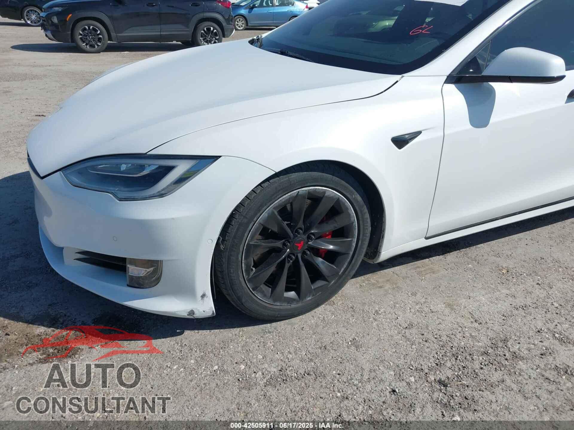 TESLA MODEL S 2021 - 5YJSA1E49MF426168