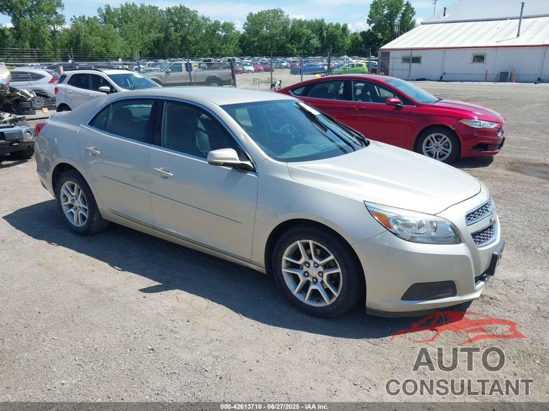 CHEVROLET MALIBU 2013 - 1G11C5SA7DF347075