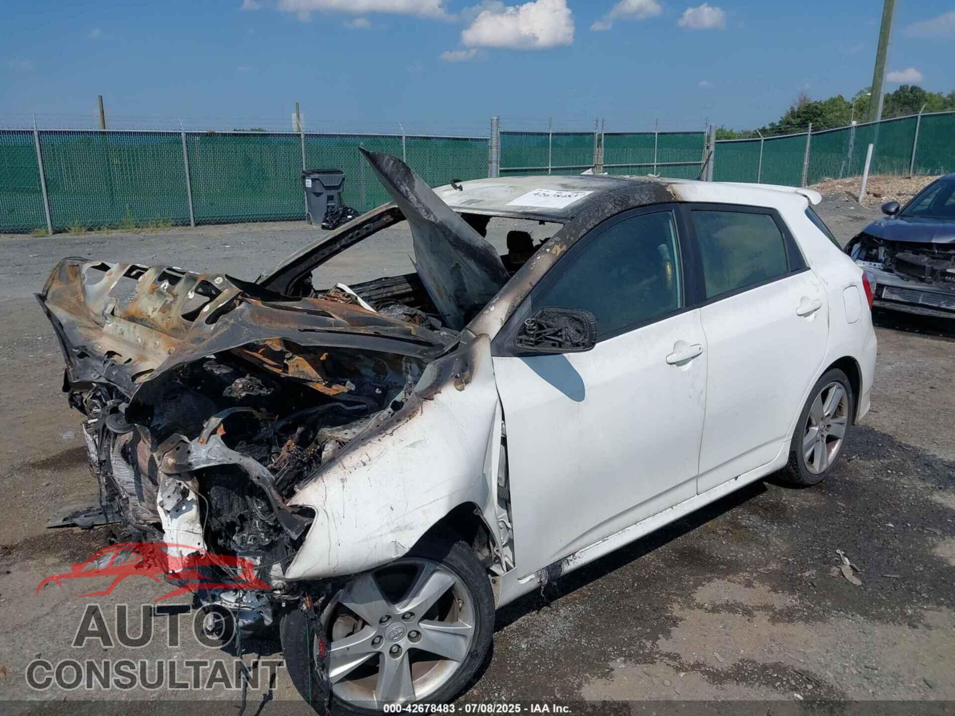 TOYOTA MATRIX 2011 - 2T1LE4EE5BC020182
