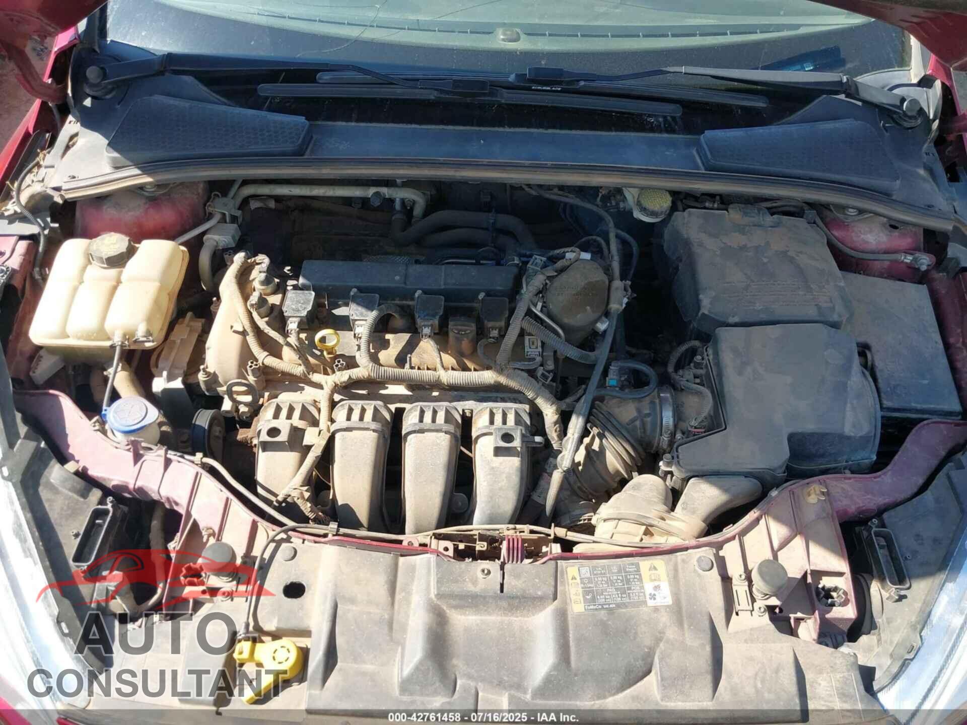 FORD FOCUS 2015 - 1FADP3F25FL230492