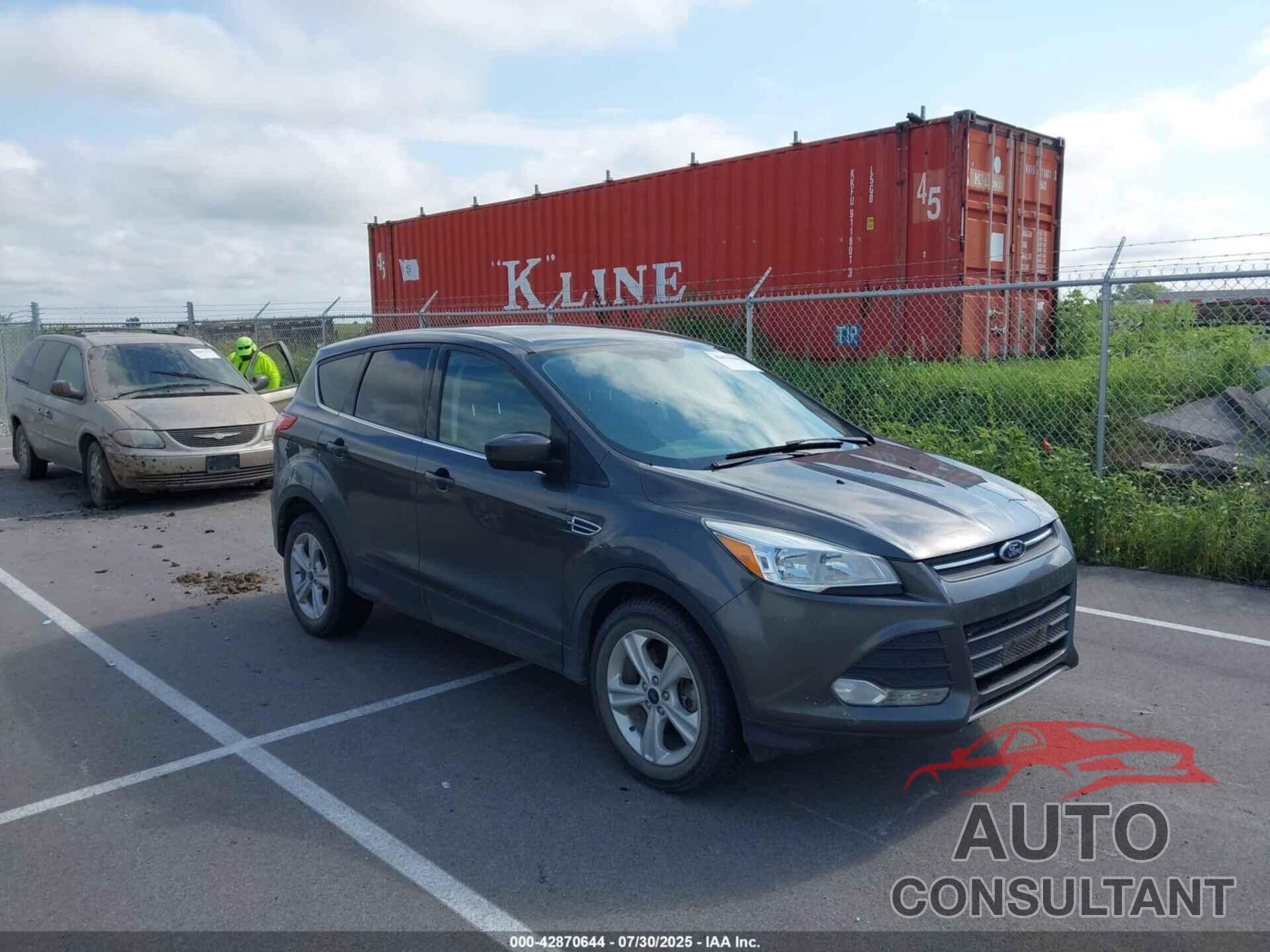 FORD ESCAPE 2015 - 1FMCU9GX1FUC35934