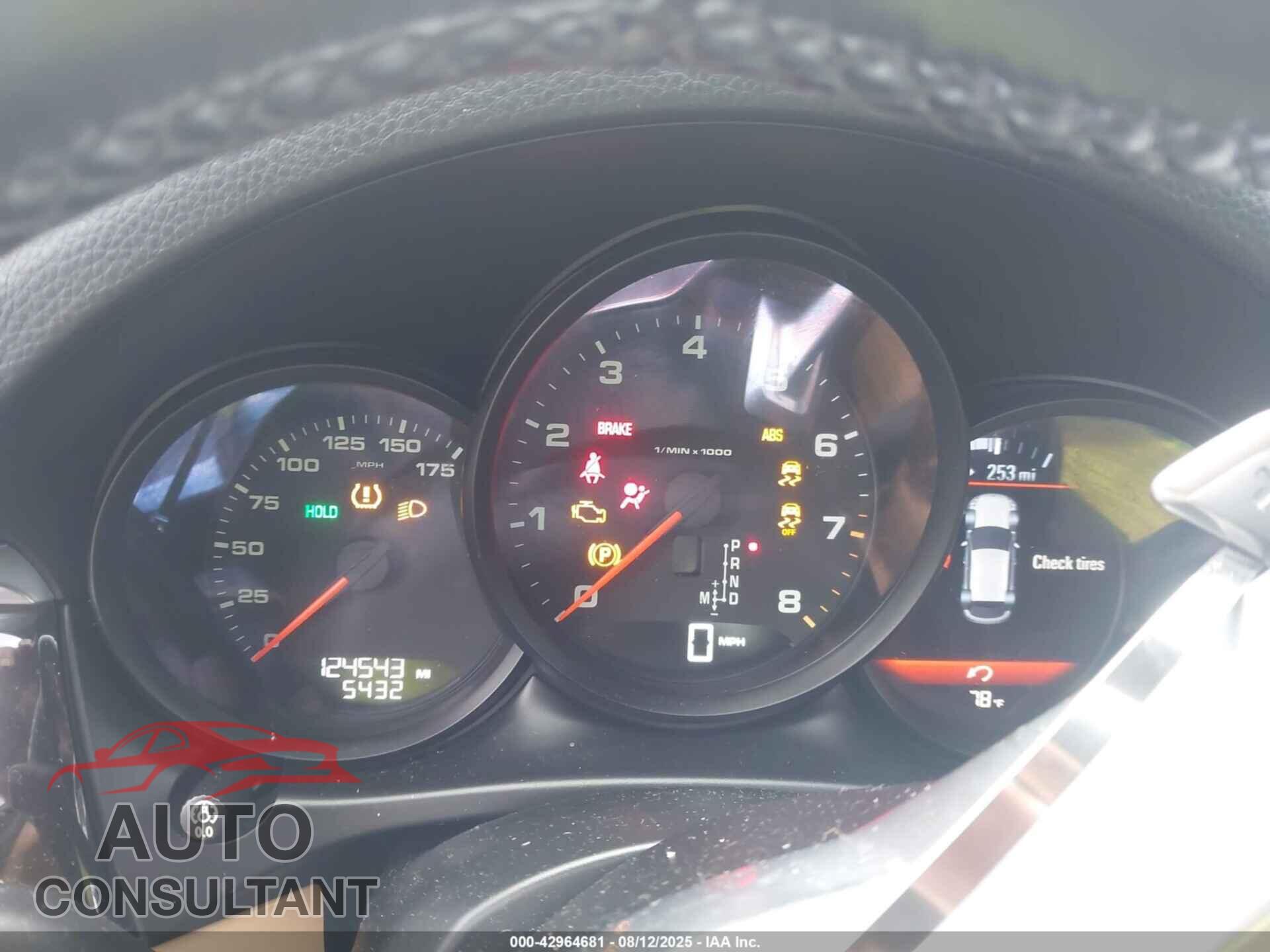 PORSCHE MACAN 2017 - WP1AA2A5XHLB06956