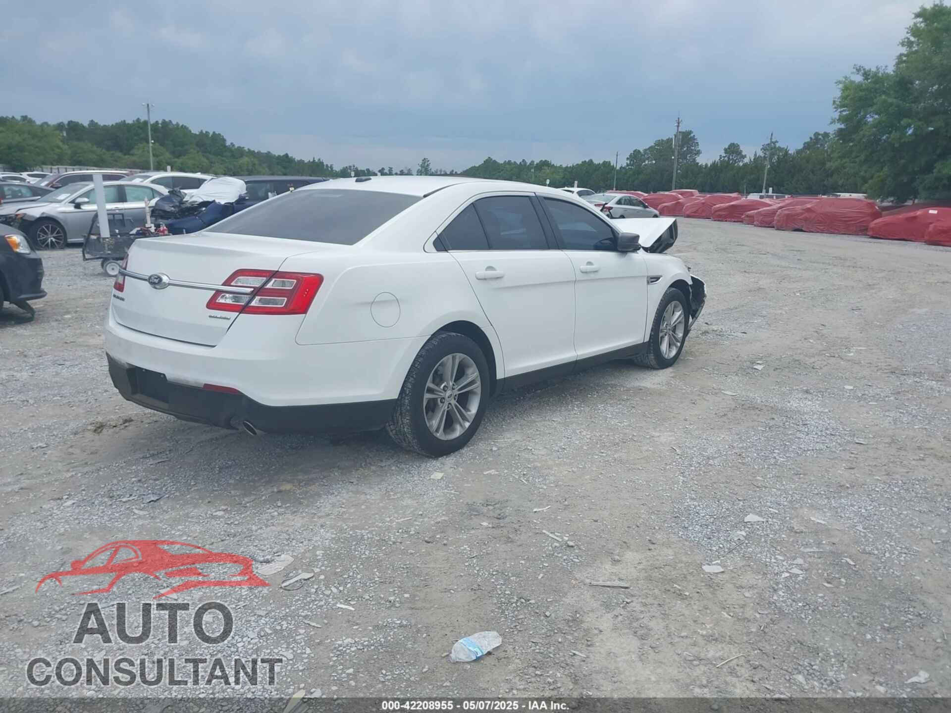 FORD TAURUS 2017 - 1FAHP2D89HG112217