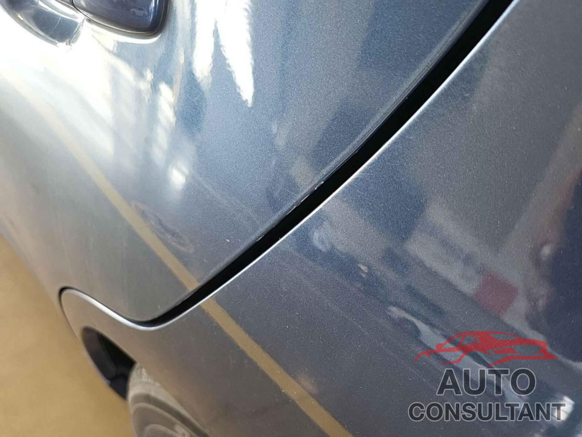 SUBARU LEGACY 2019 - 4S3BNAF68K3030215