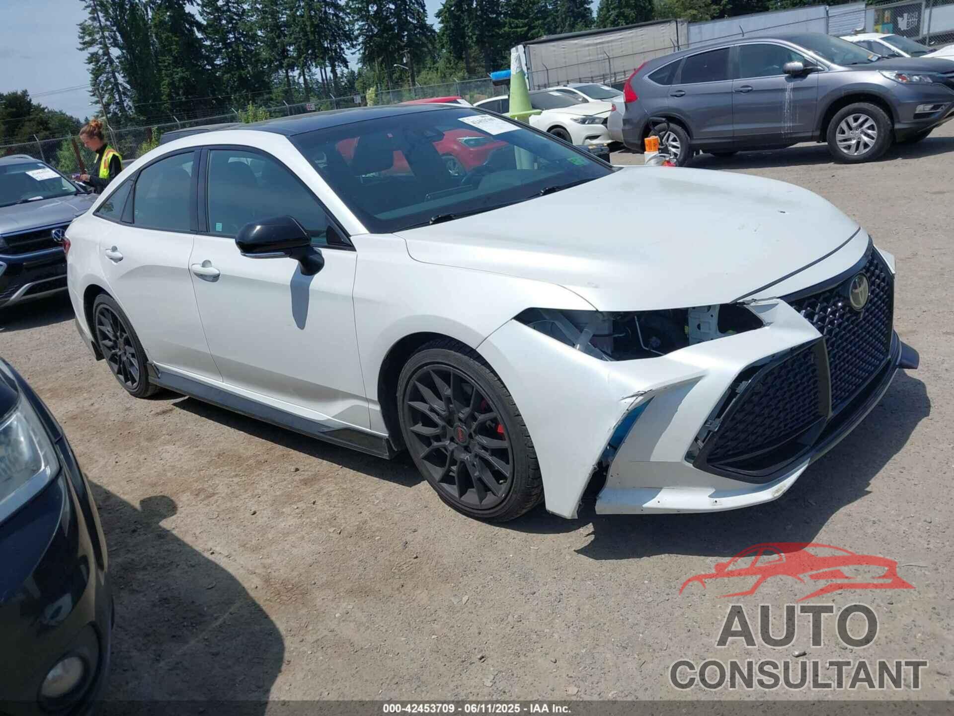 TOYOTA AVALON 2021 - 4T1FZ1FB1MU064895