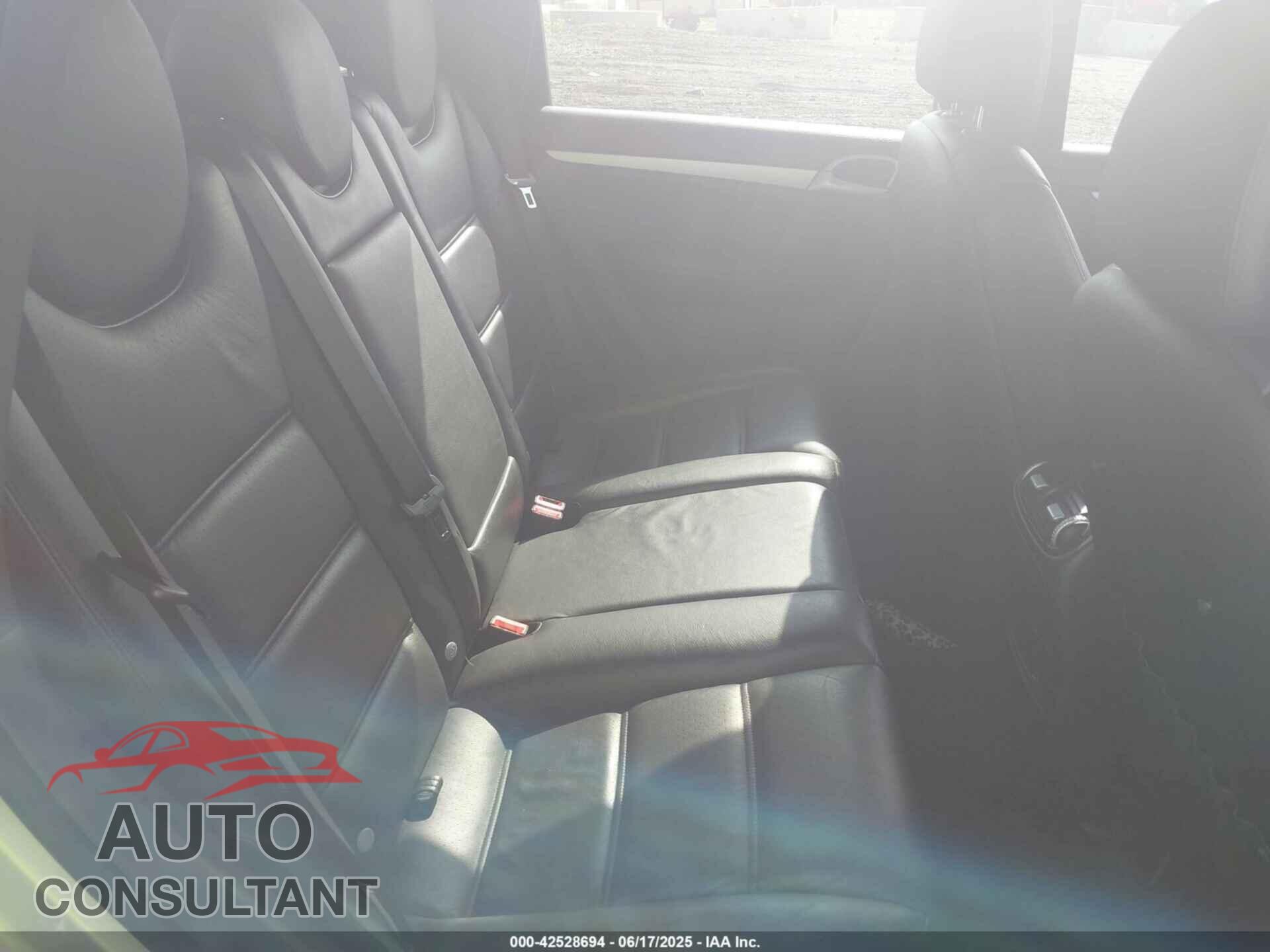 PORSCHE CAYENNE 2009 - WP1AA29P49LA09131