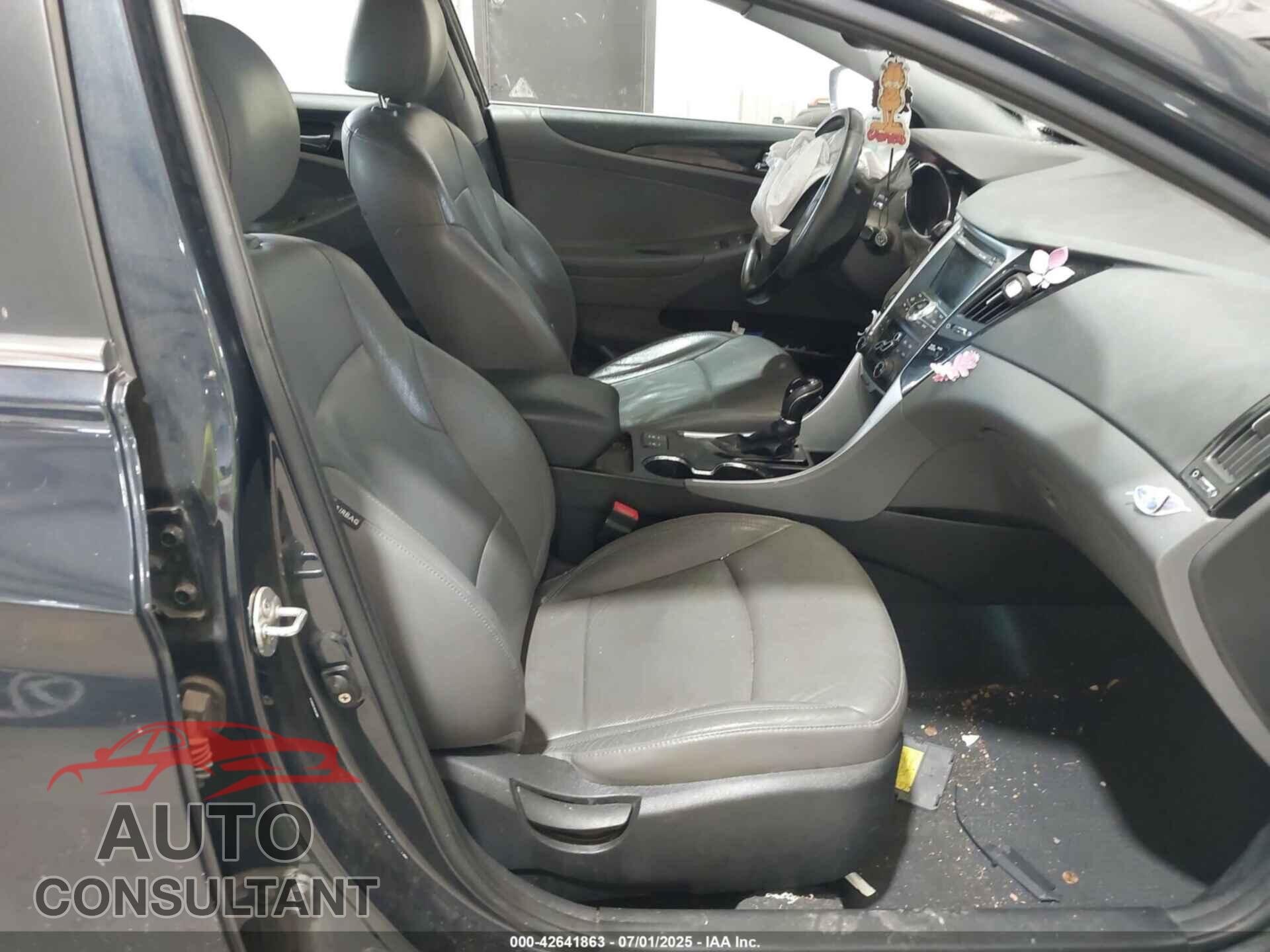 HYUNDAI SONATA 2011 - 5NPEC4AC2BH074491
