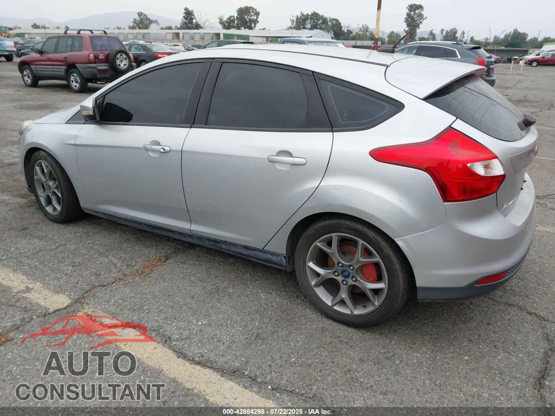 FORD FOCUS 2014 - 1FADP3K20EL455570
