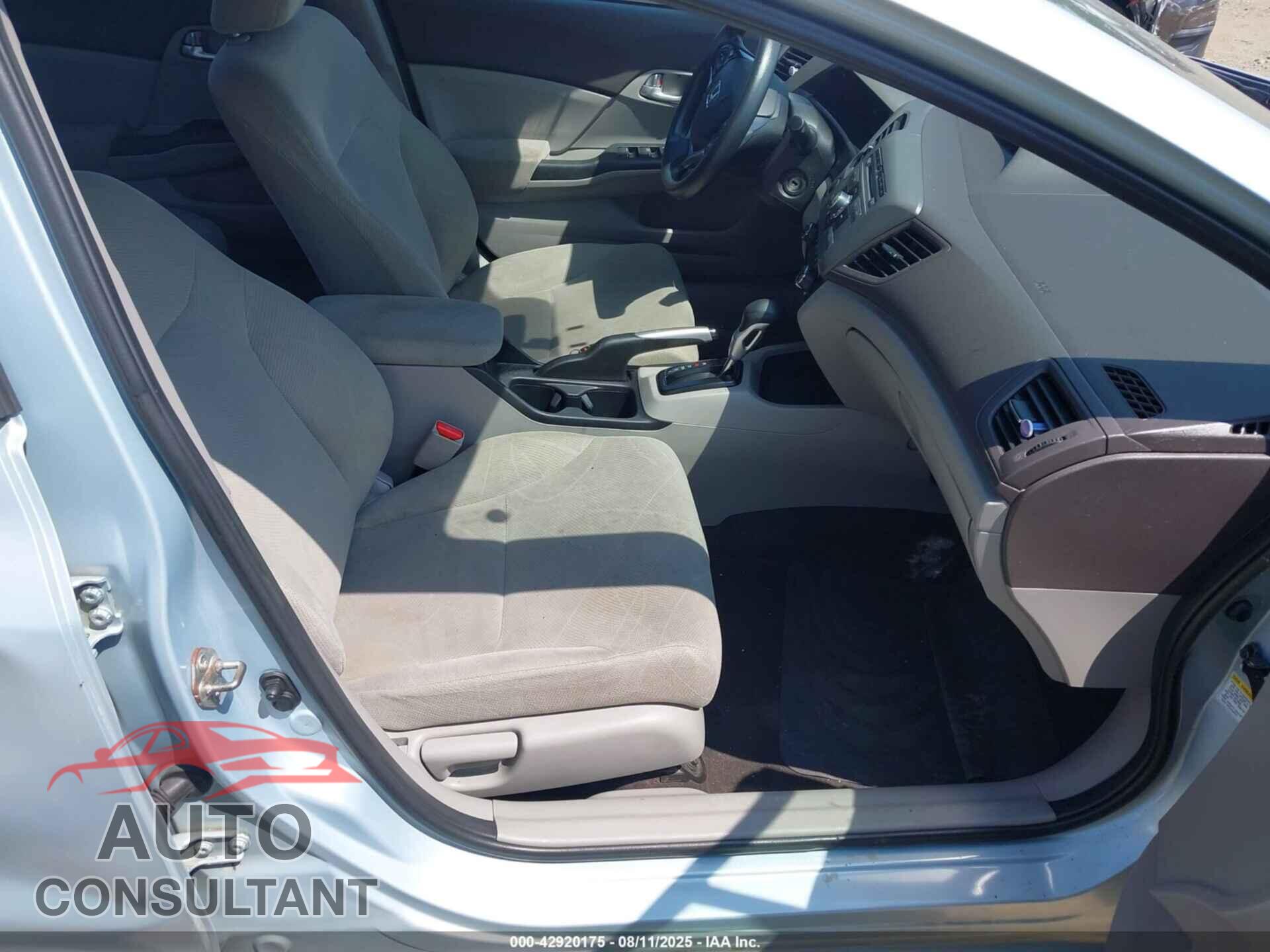 HONDA CIVIC 2012 - 2HGFB2F80CH546859