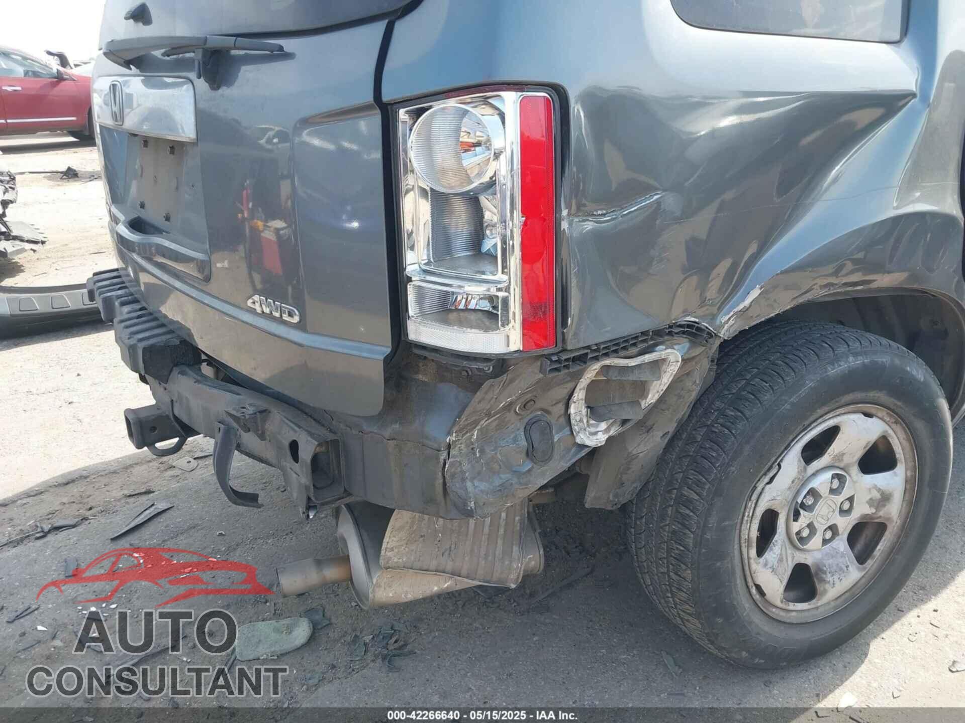 HONDA PILOT 2013 - 5FNYF4H22DB028453