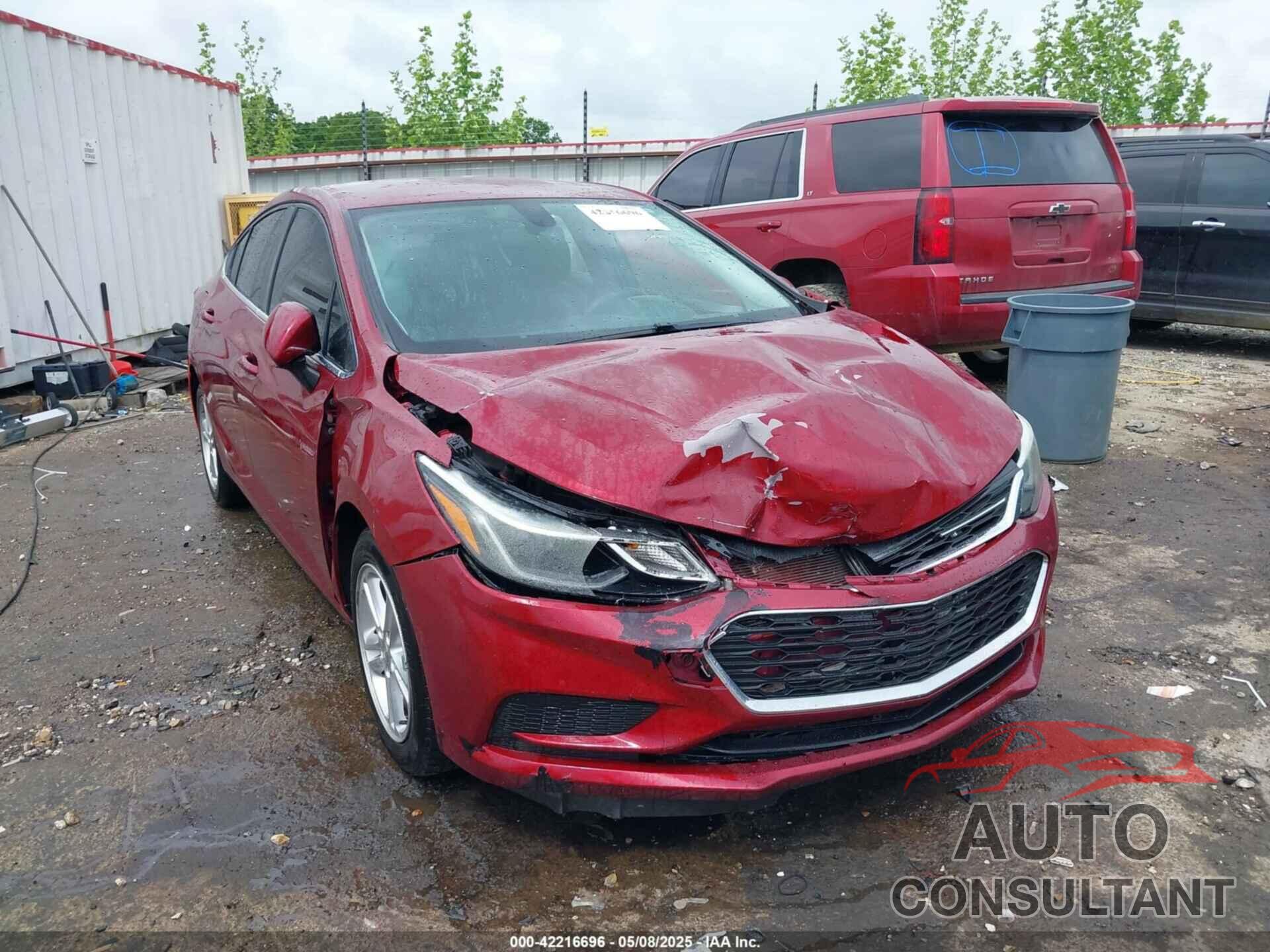 CHEVROLET CRUZE 2017 - 1G1BE5SM7H7252217