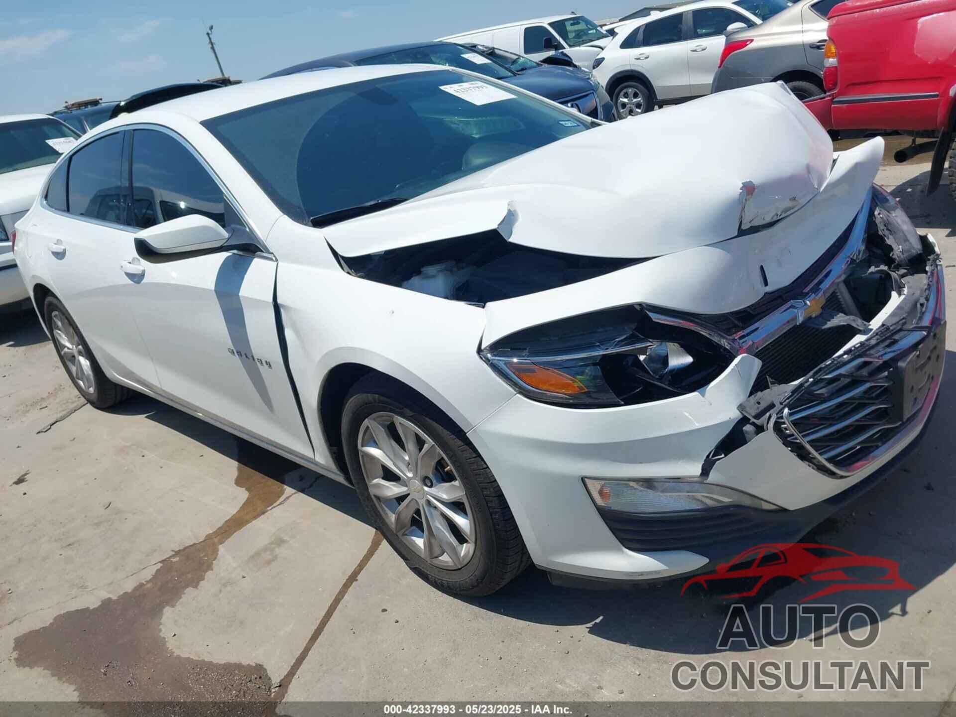 CHEVROLET MALIBU 2021 - 1G1ZD5ST5MF002290