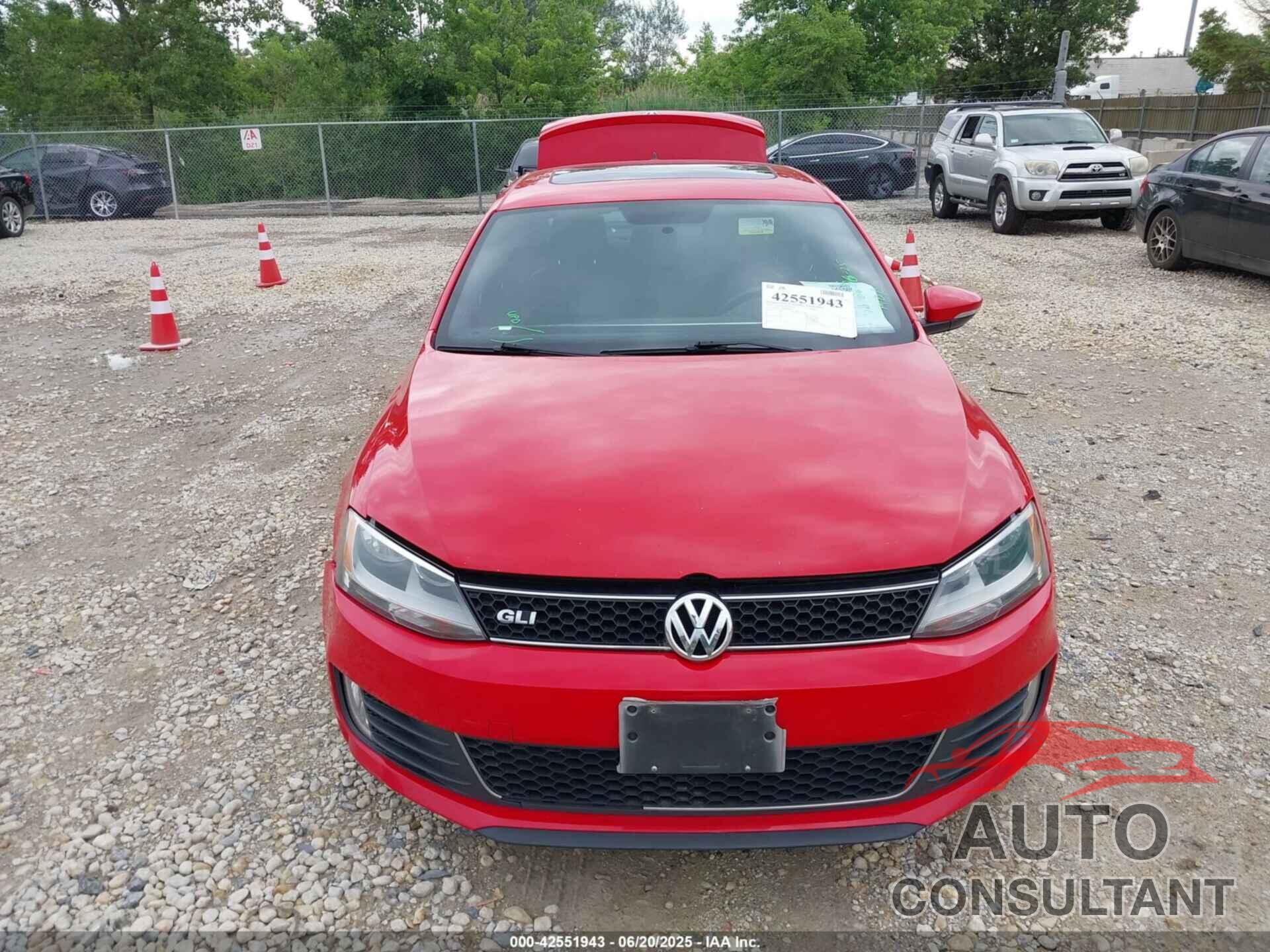 VOLKSWAGEN JETTA 2014 - 3VW4T7AJ9EM351239