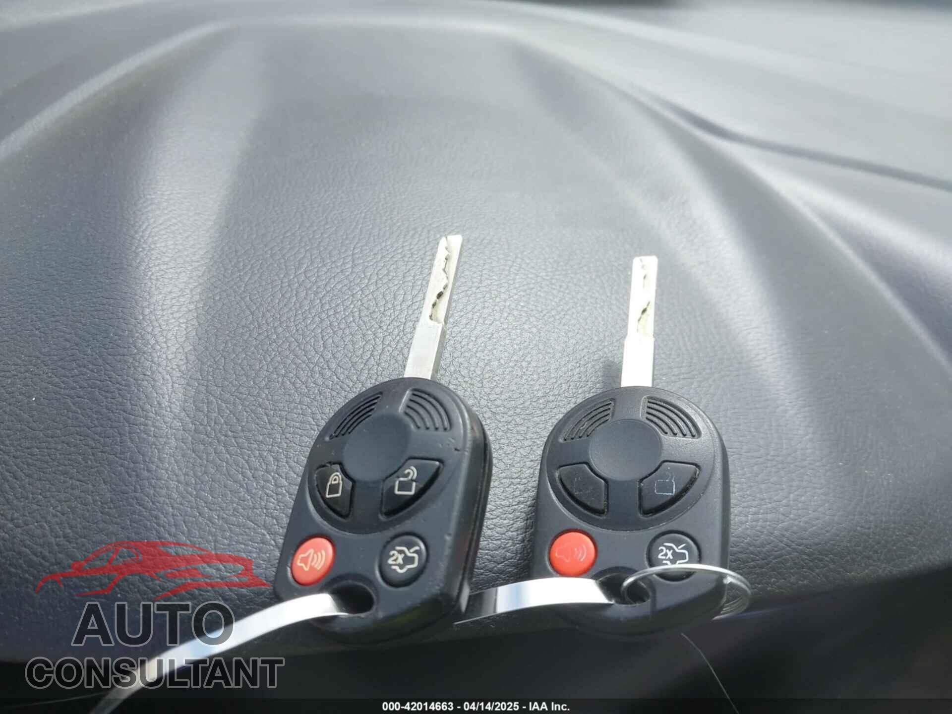 FORD FOCUS 2015 - 1FADP3F2XFL351132