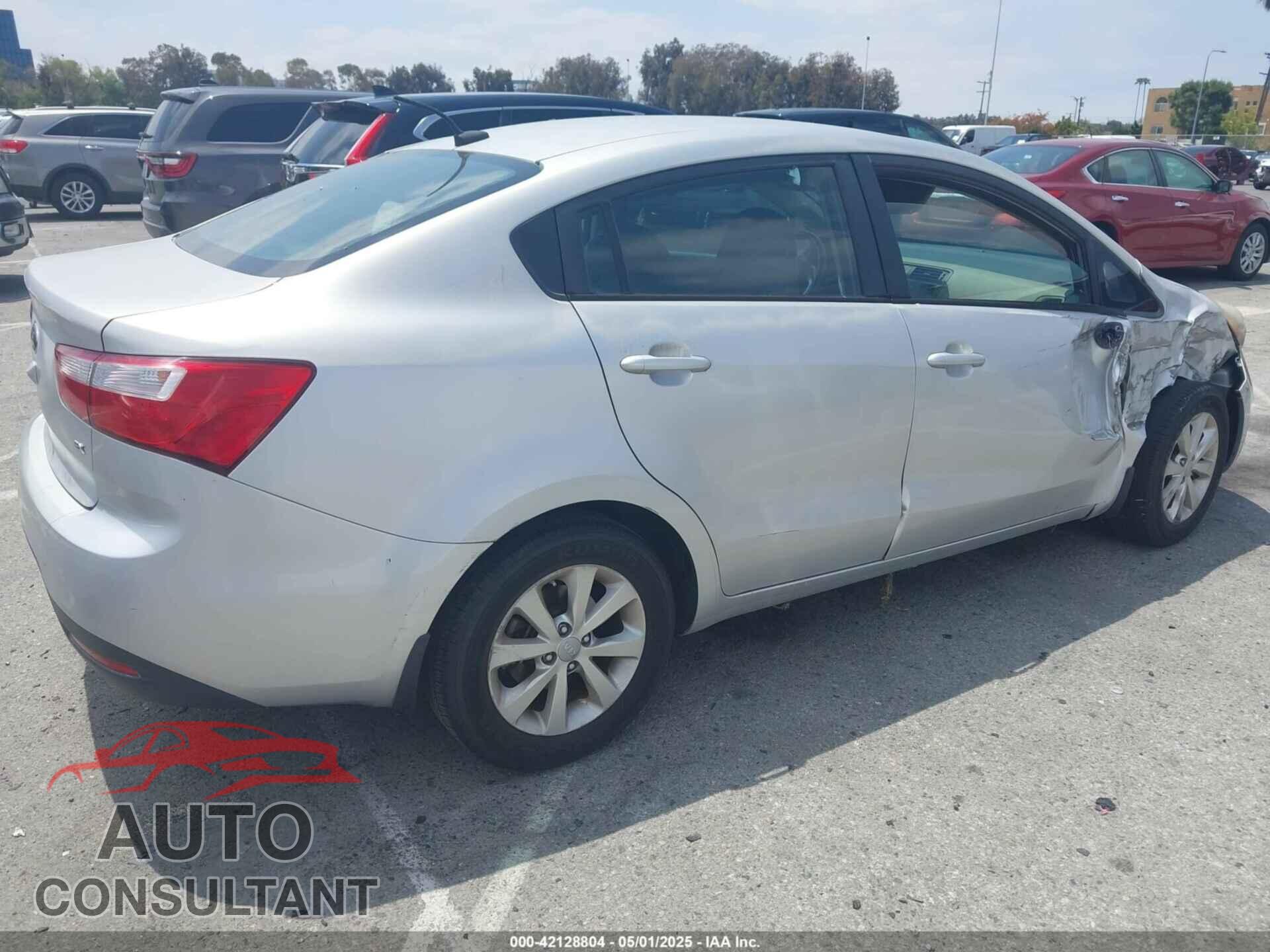 KIA RIO 2014 - KNADN4A33E6416032