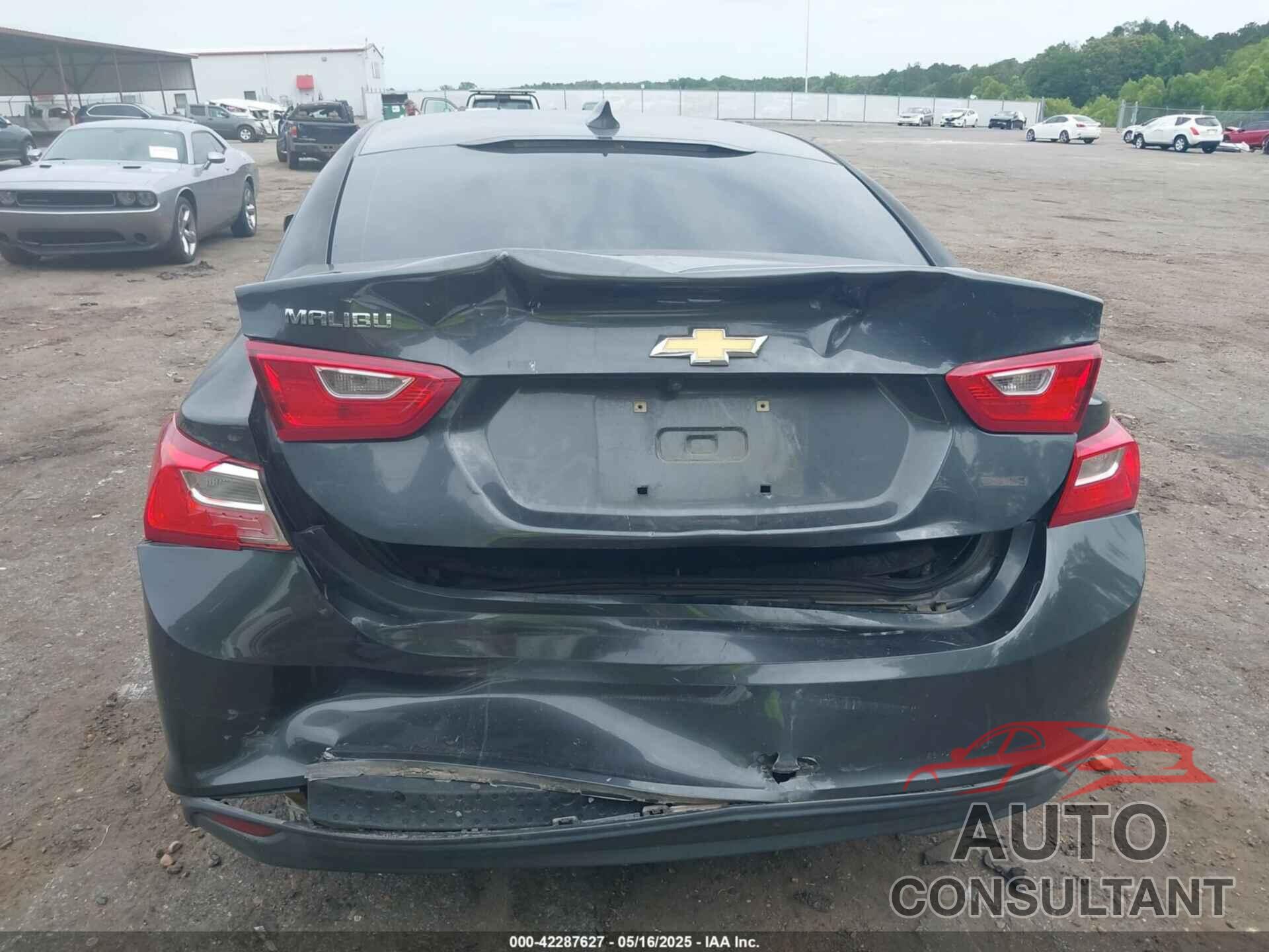 CHEVROLET MALIBU 2017 - 1G1ZB5ST7HF161274