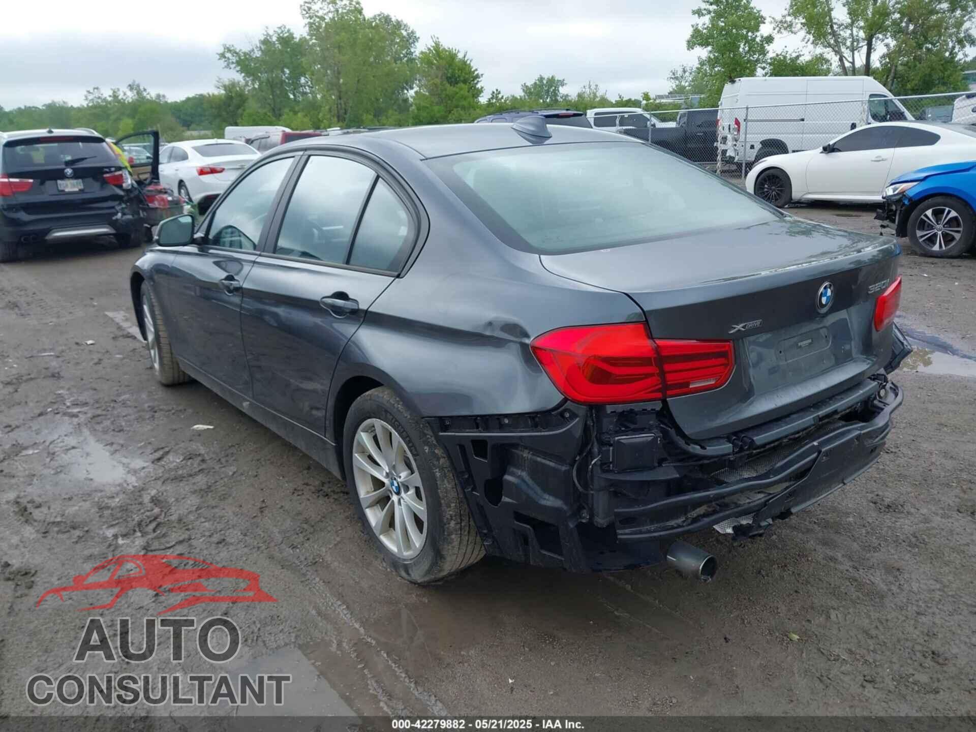 BMW 320I 2018 - WBA8A3C5XJA505917