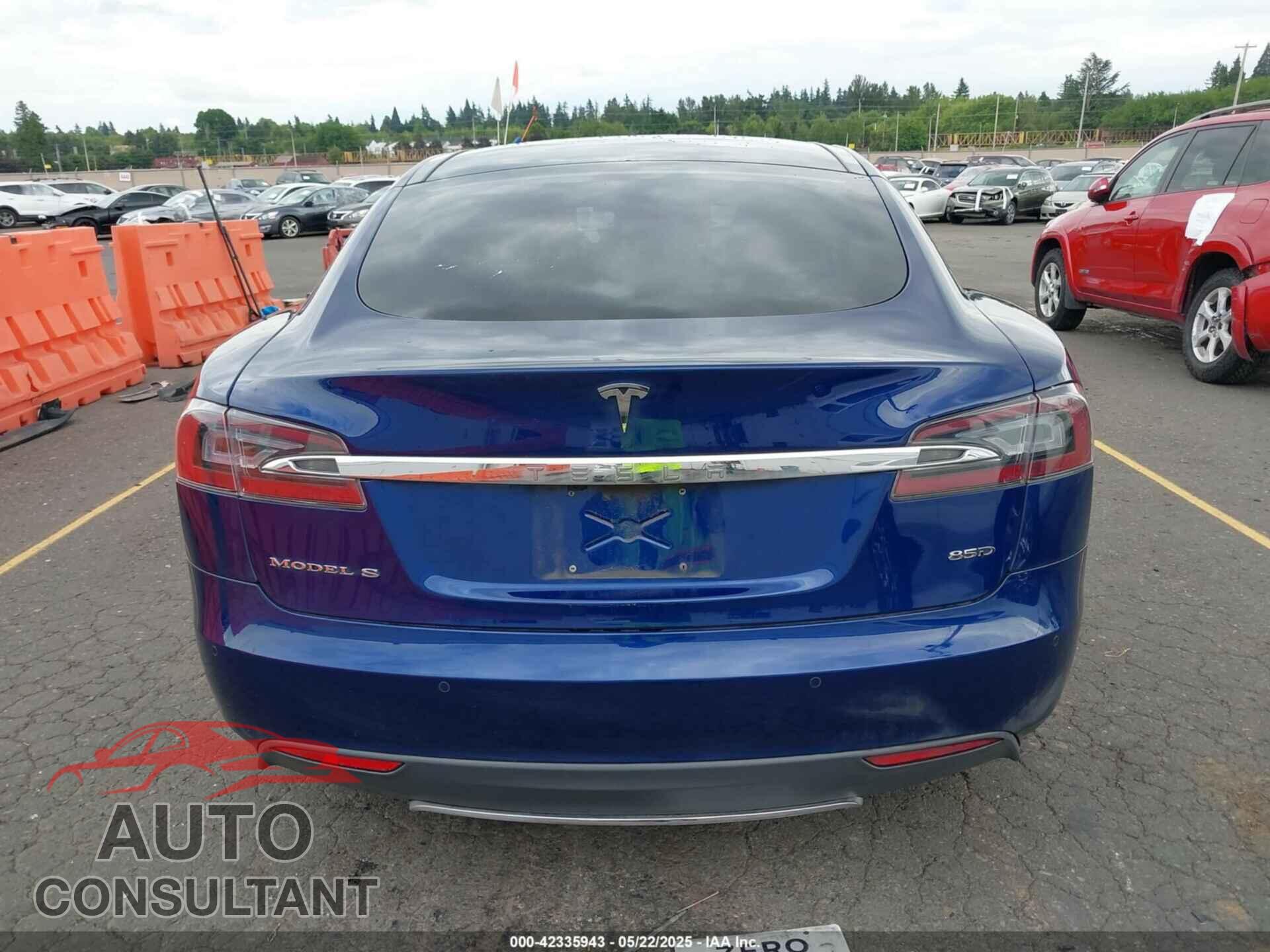 TESLA MODEL S 2015 - 5YJSA1H22FF095964