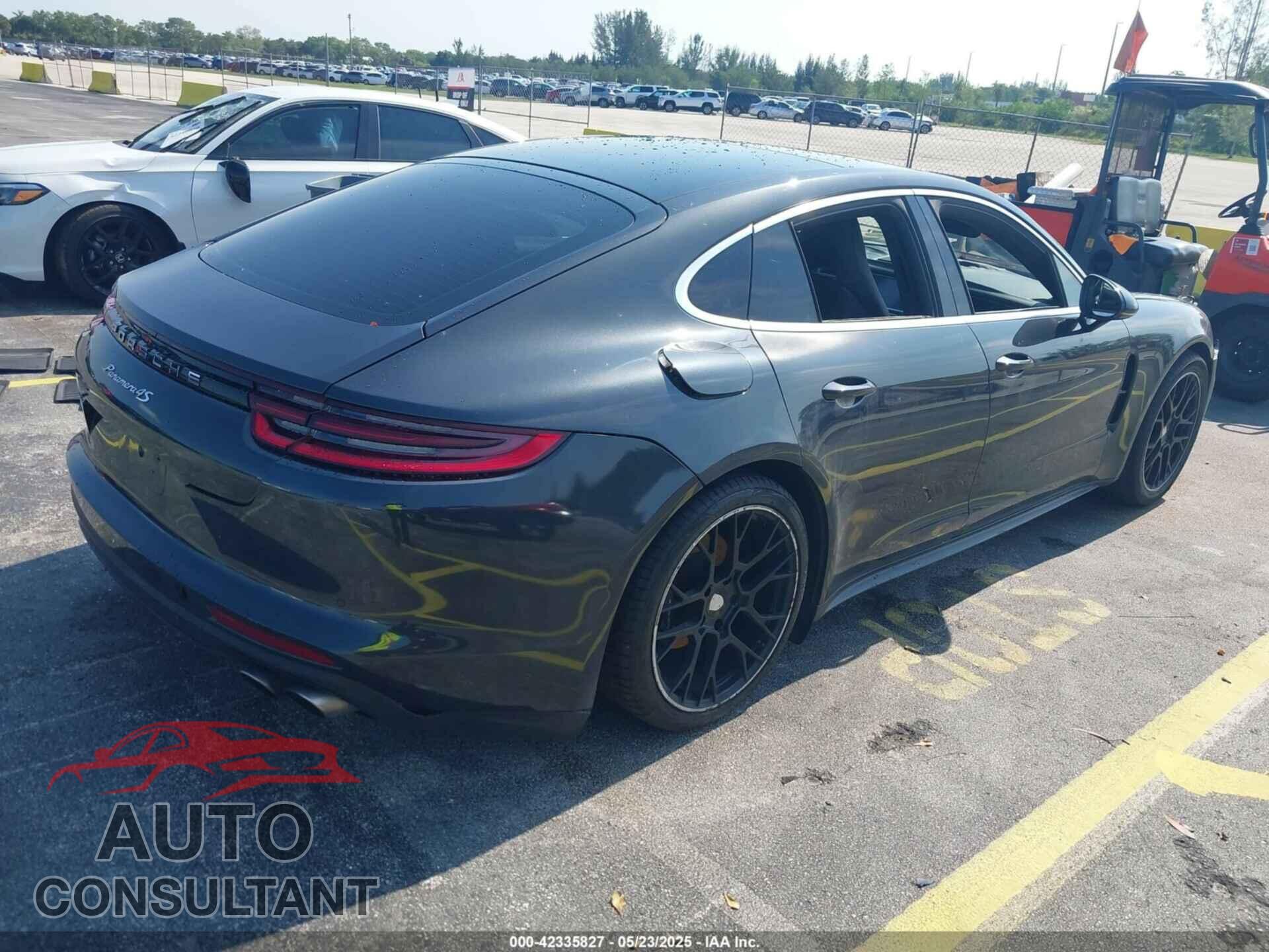 PORSCHE PANAMERA 2017 - WP0AB2A74HL122473