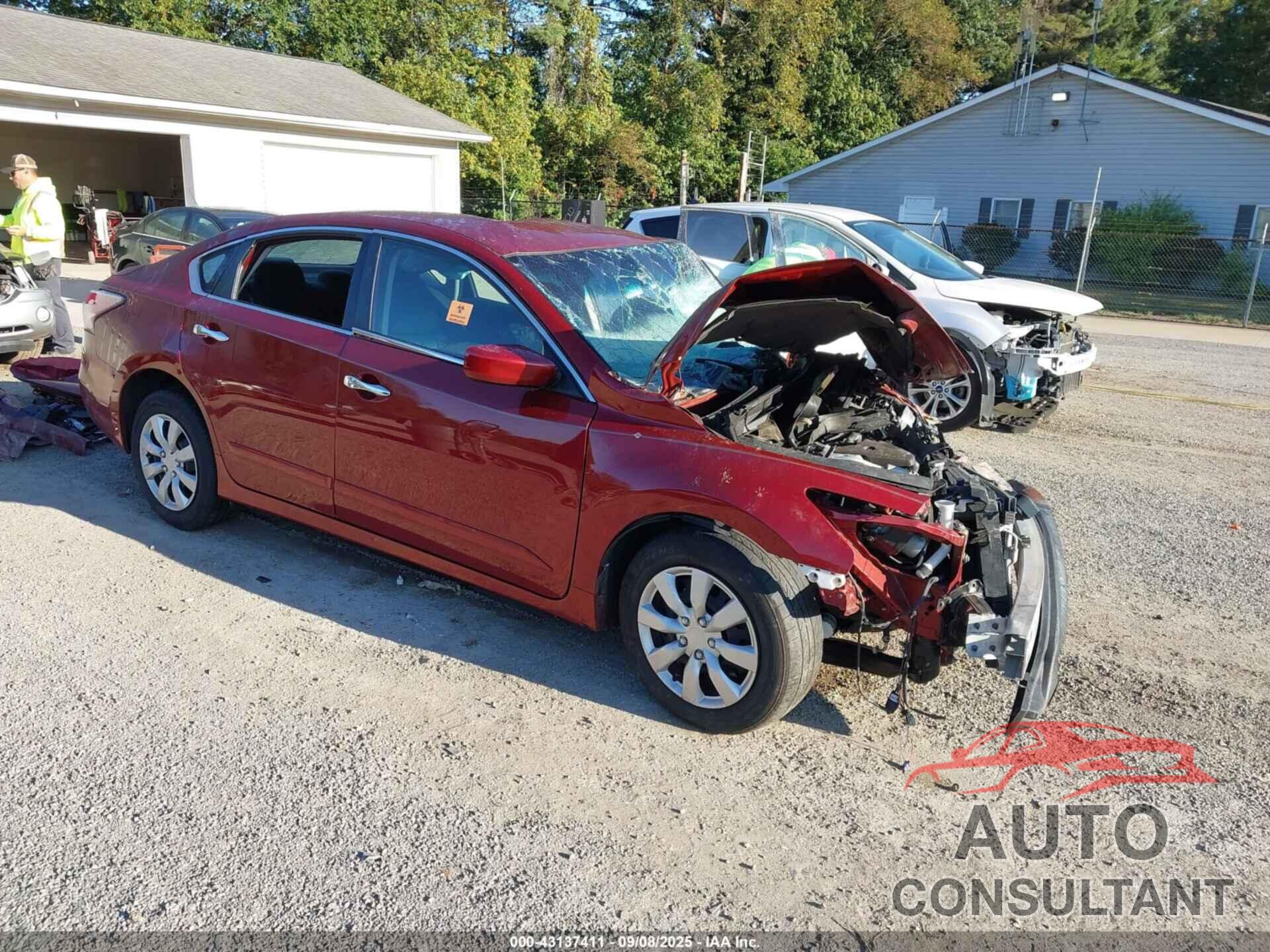 NISSAN ALTIMA 2015 - 1N4AL3AP0FN346219
