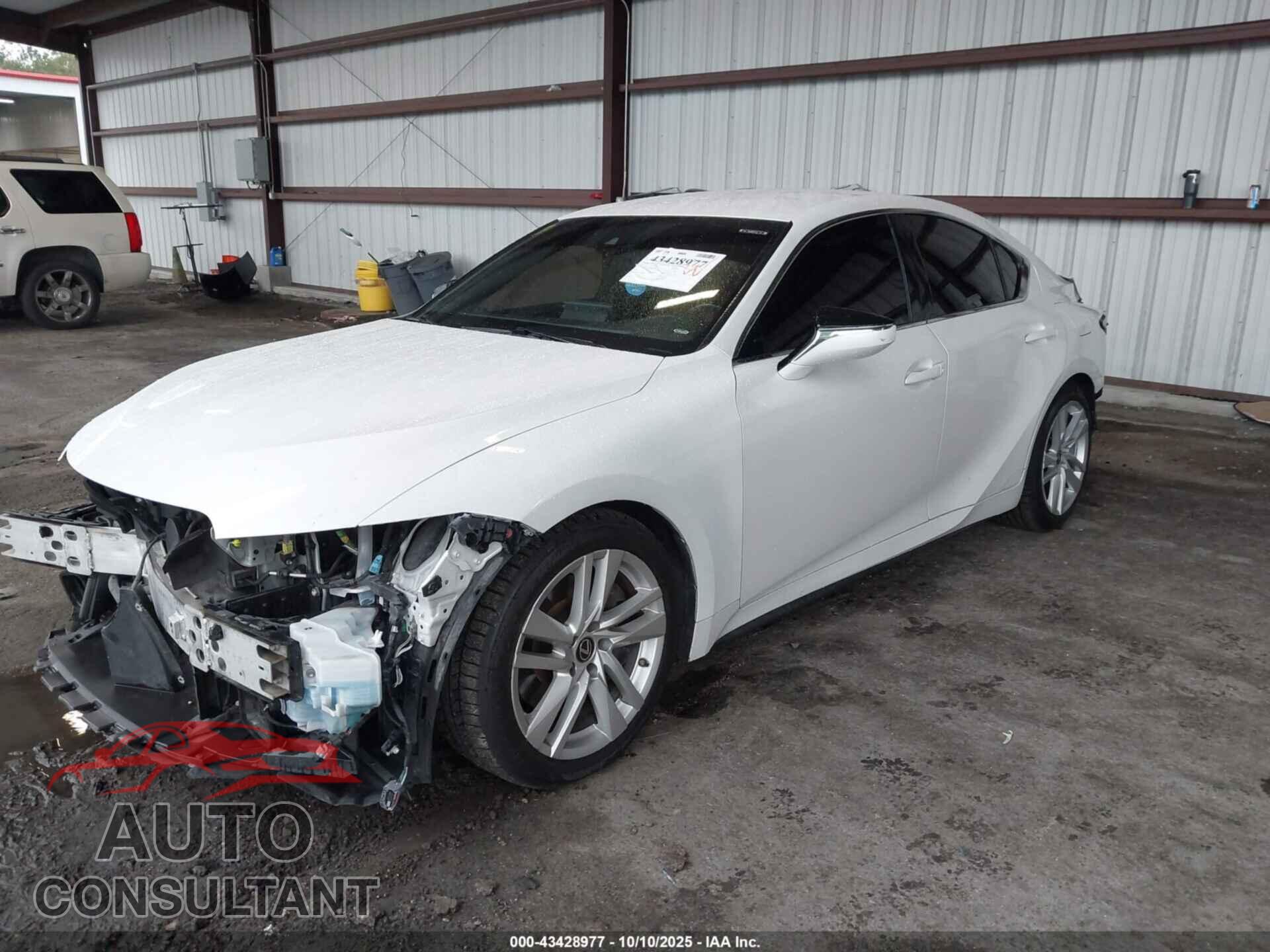 LEXUS IS 300 2022 - JTHAA1D20N5118884