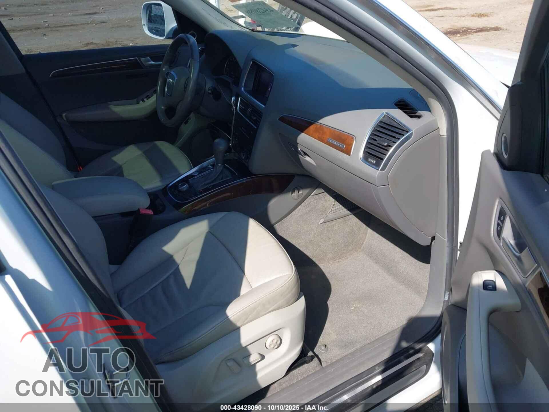 AUDI Q5 2012 - WA1LFAFP4CA110757