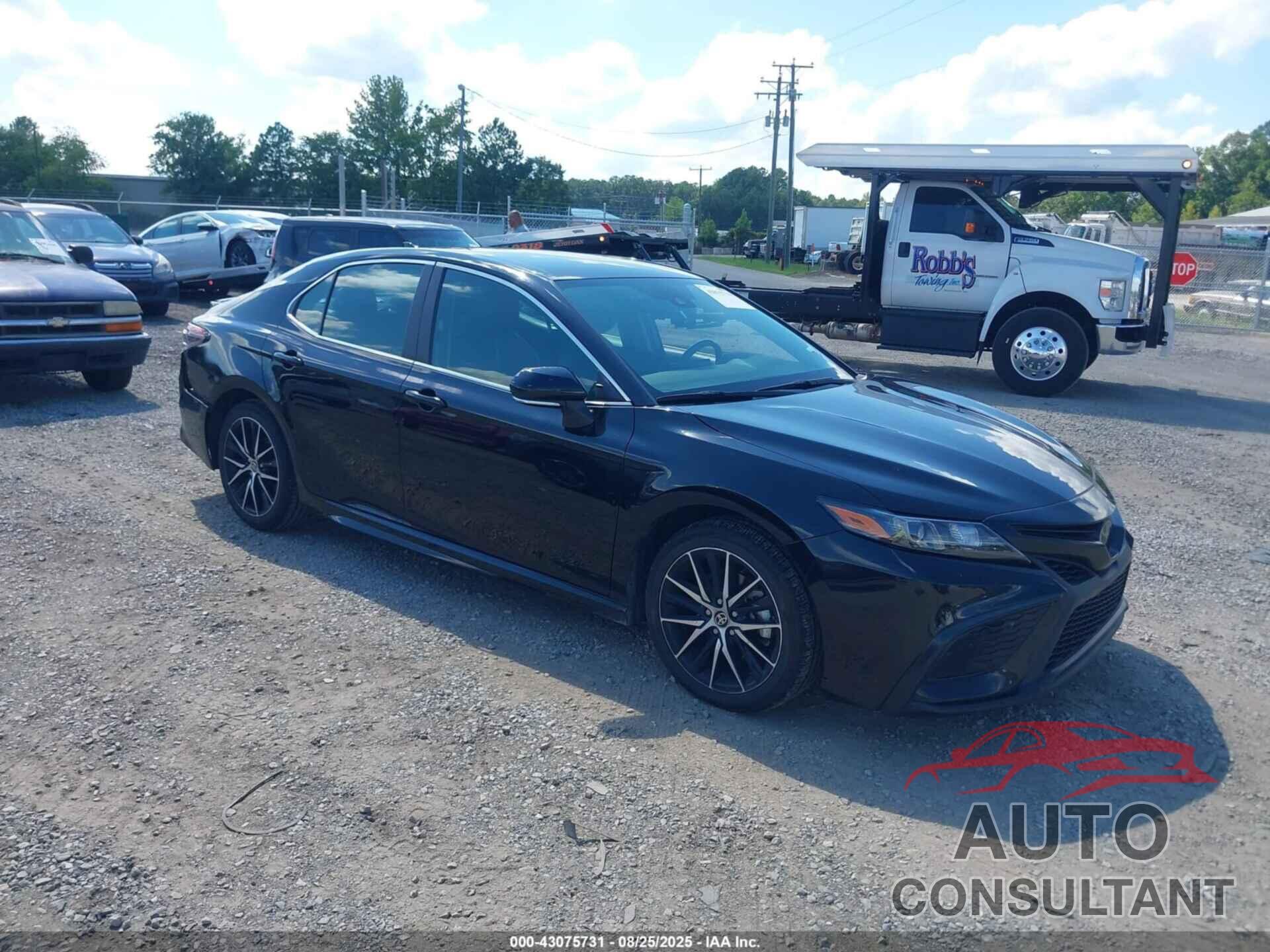TOYOTA CAMRY 2024 - 4T1G11AK0RU885139
