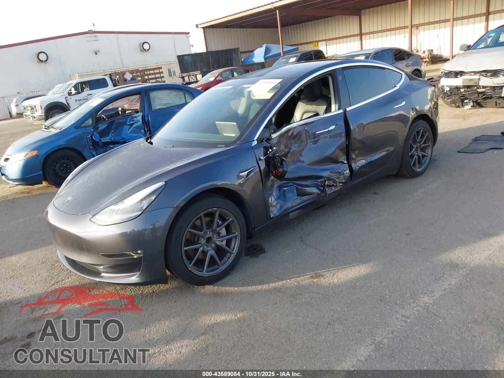 TESLA MODEL 3 2019 - 5YJ3E1EA5KF411095
