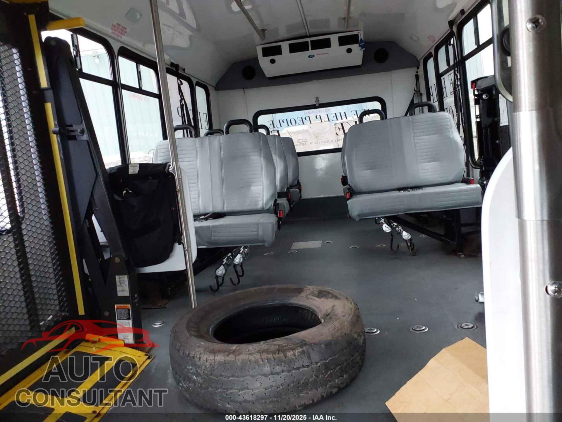 FORD E-450 CUTAWAY 2019 - 1FDFE4FS4KDC26030