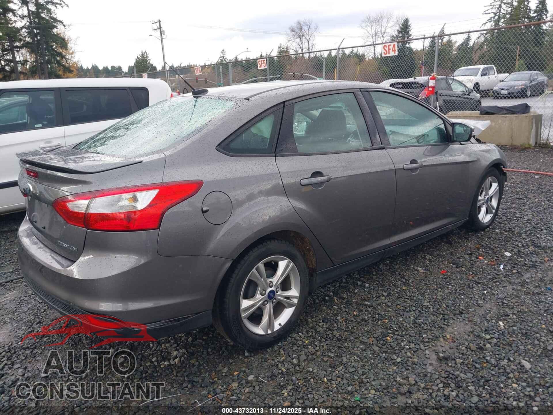 FORD FOCUS 2014 - 1FADP3F27EL200425