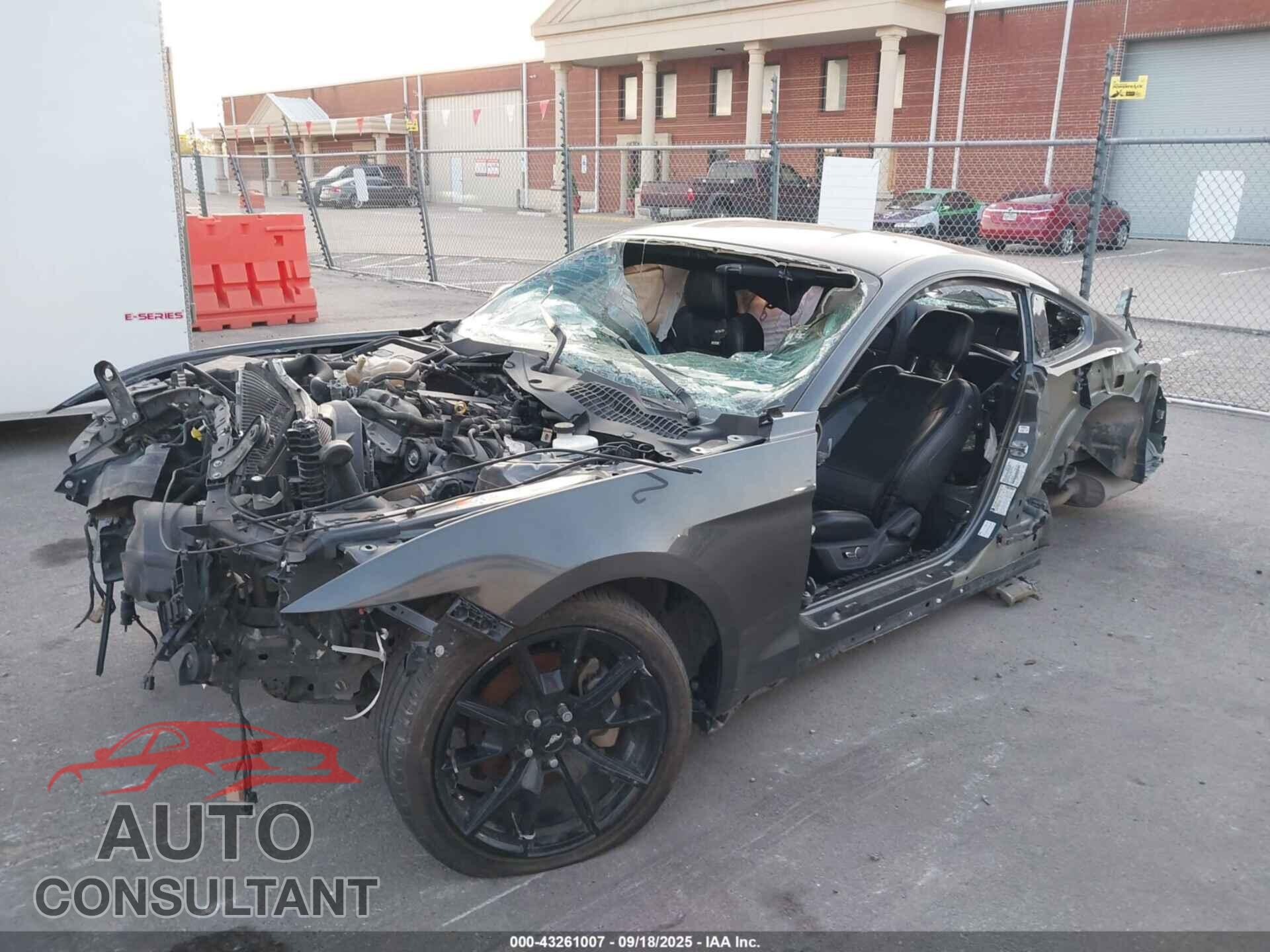 FORD MUSTANG 2015 - 1FA6P8TH4F5382444
