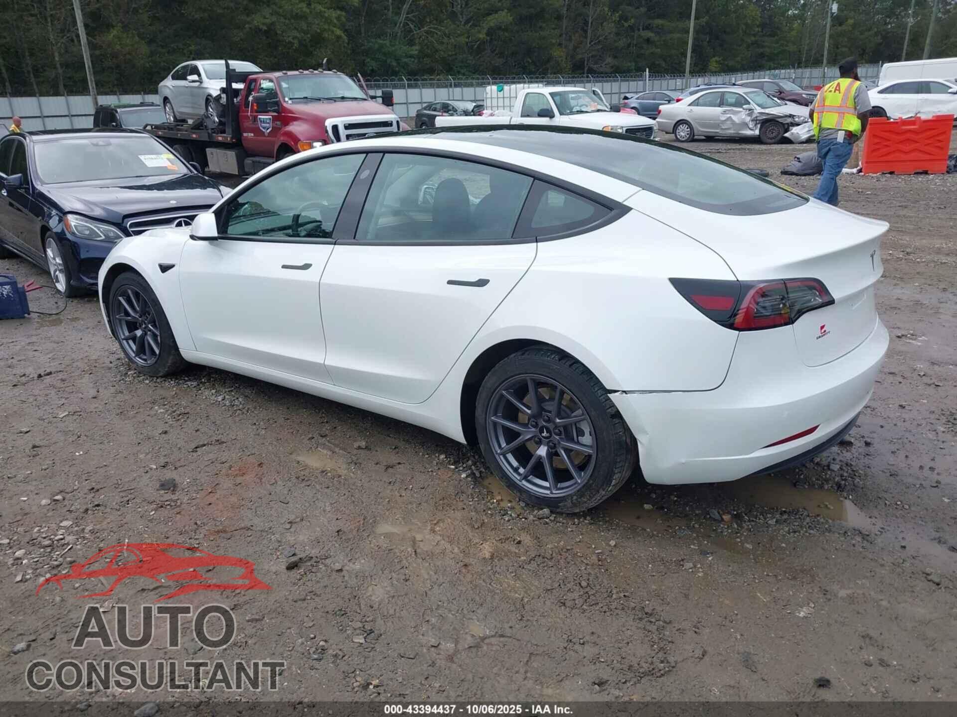TESLA MODEL 3 2023 - 5YJ3E1EA3PF593547
