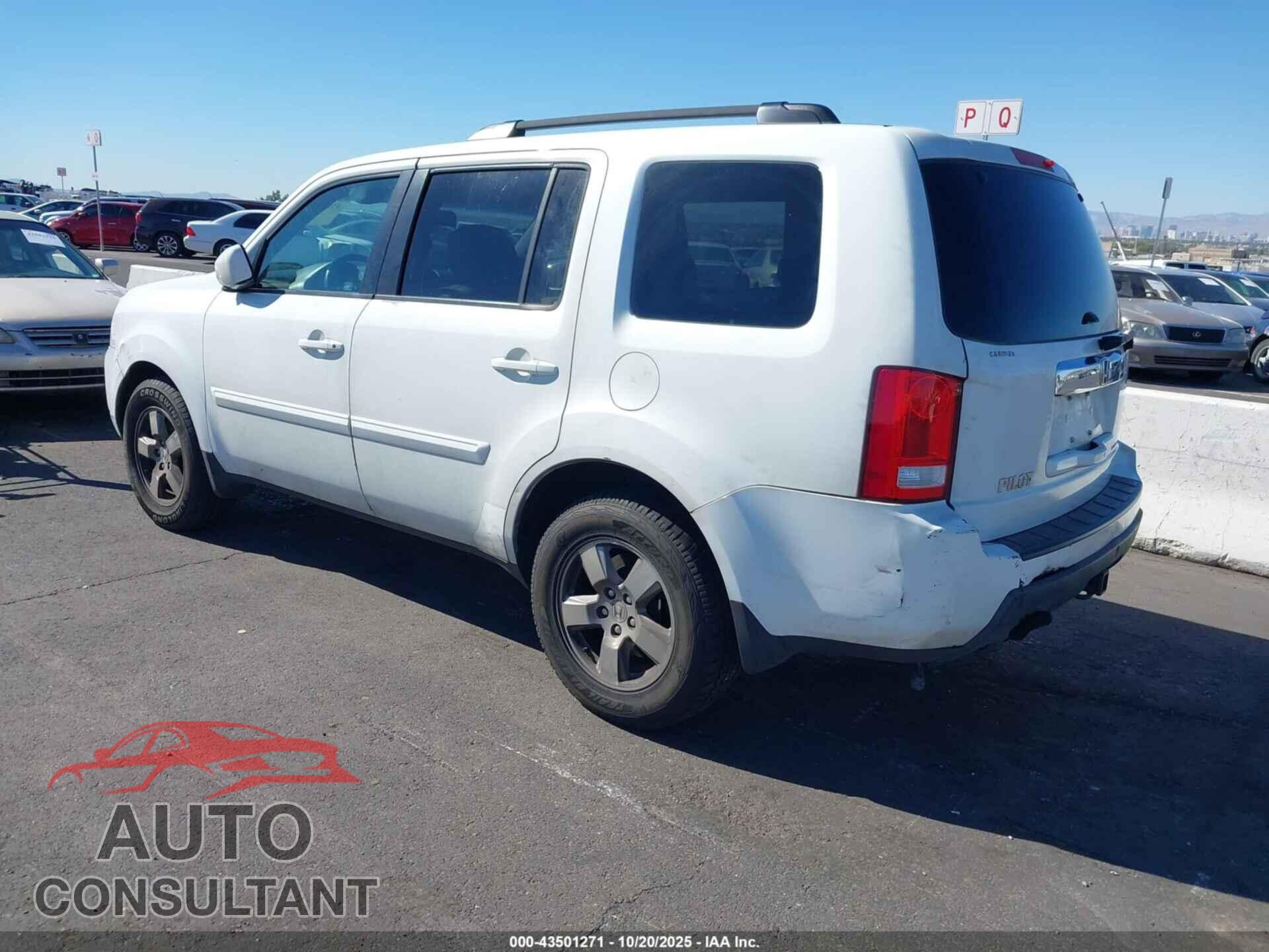 HONDA PILOT 2011 - 5FNYF3H64BB036239