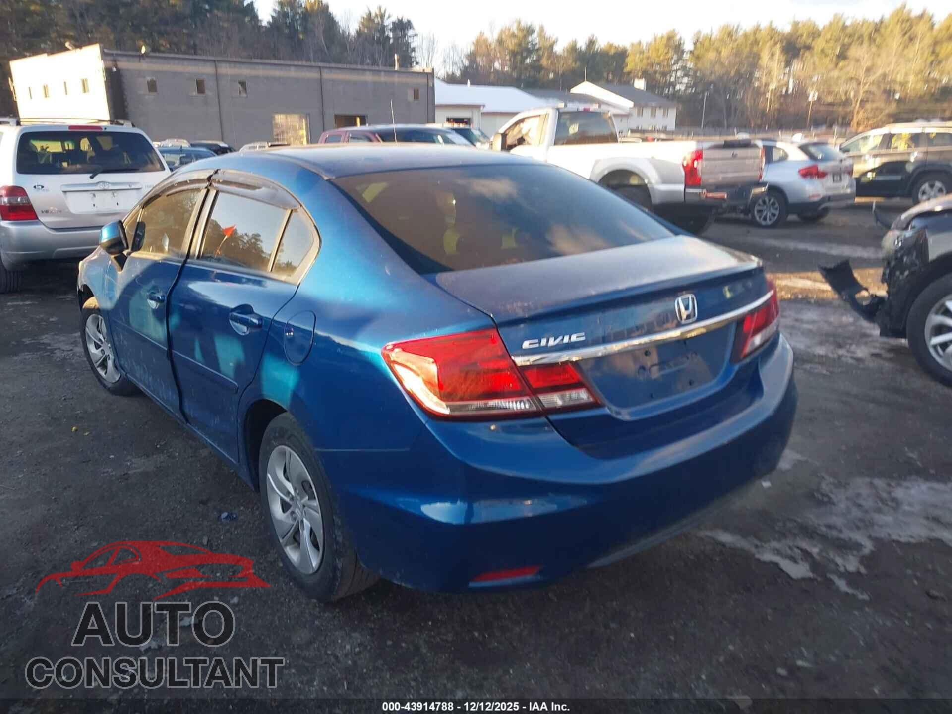HONDA CIVIC 2013 - 2HGFB2F53DH588546