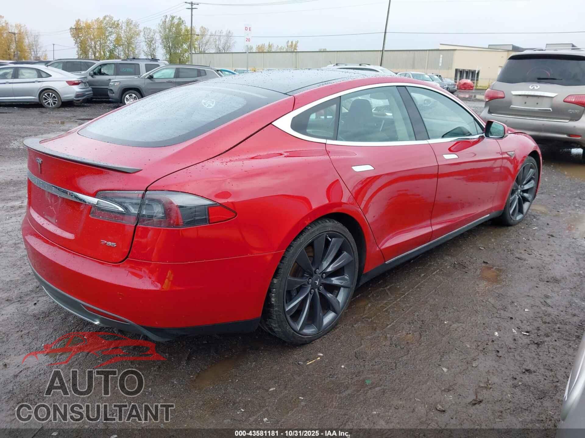 TESLA MODEL S 2013 - 5YJSA1DP6DFP12765