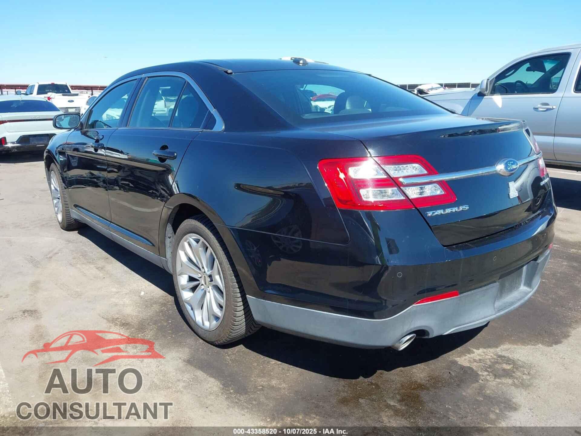 FORD TAURUS 2016 - 1FAHP2F84GG111181