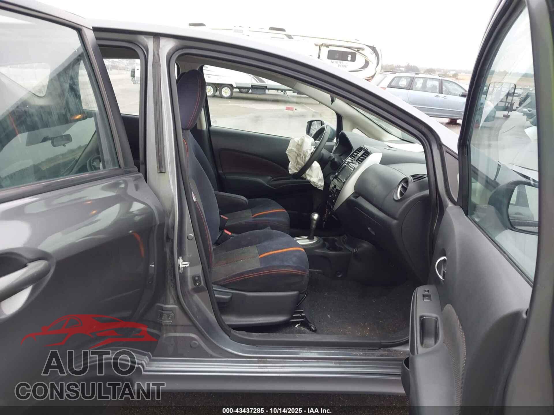 NISSAN VERSA NOTE 2017 - 3N1CE2CP5HL375970