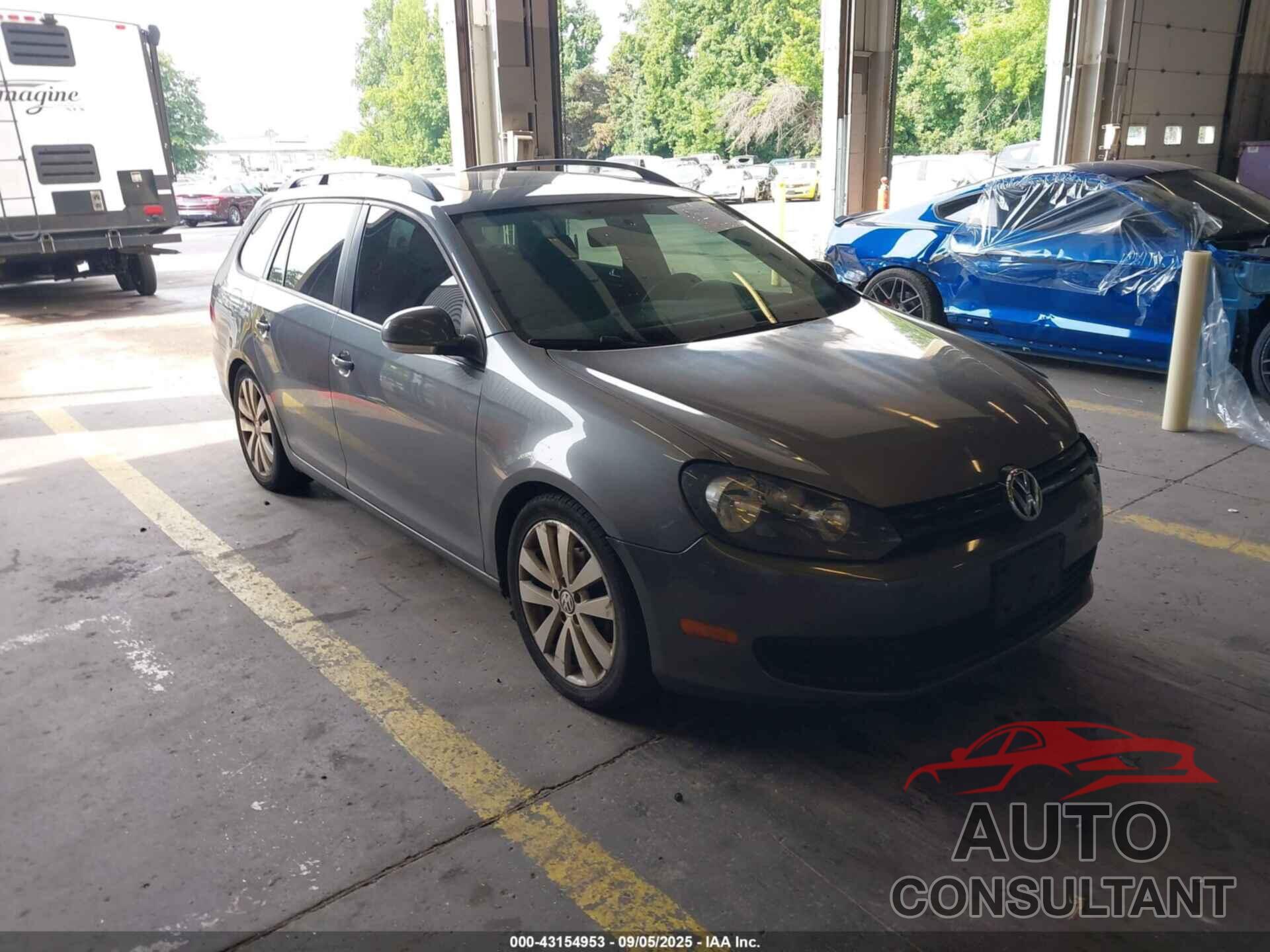 VOLKSWAGEN JETTA 2010 - 3VWMZ7AJ7AM659003