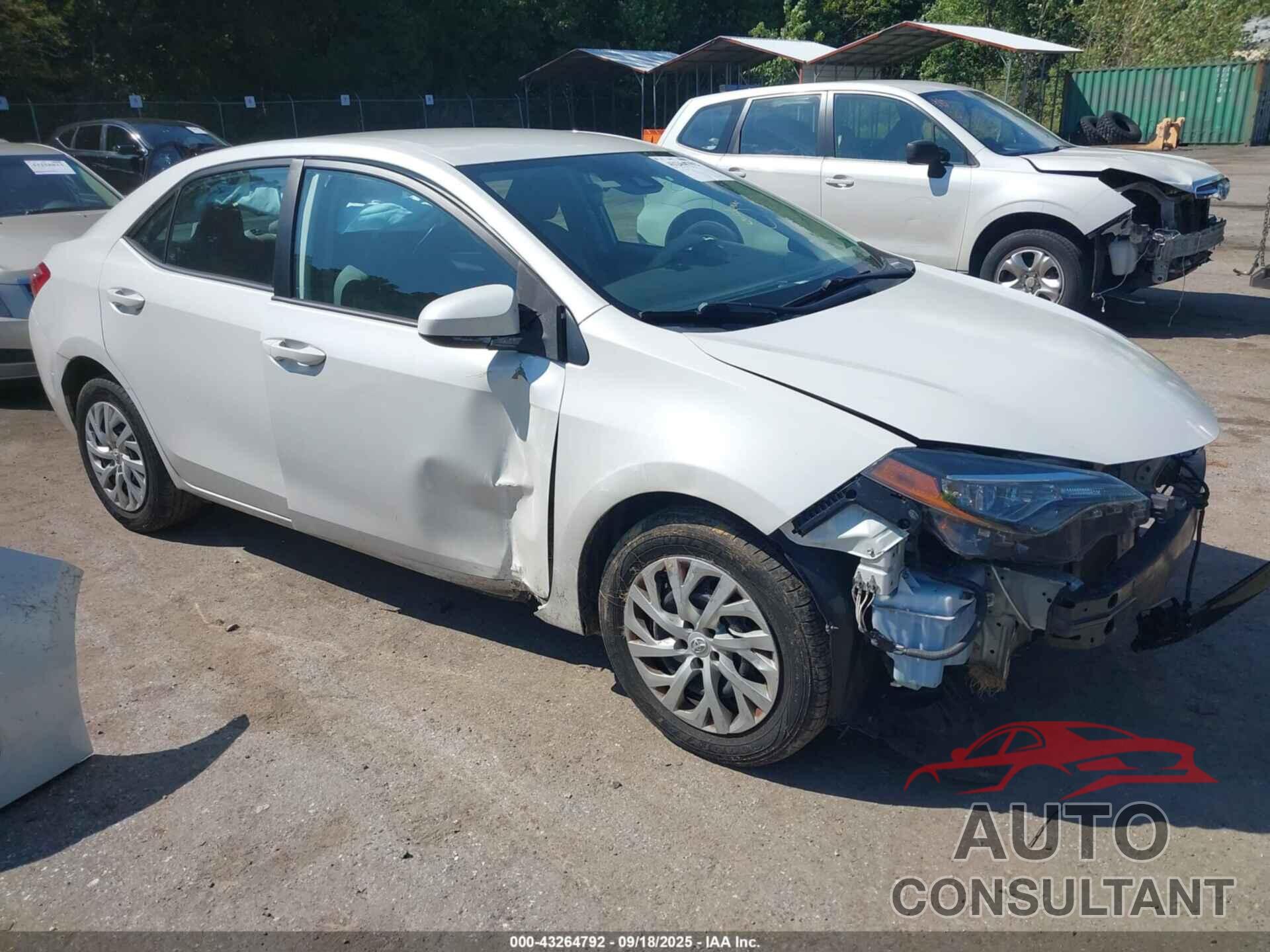 TOYOTA COROLLA 2017 - 5YFBURHE7HP648003