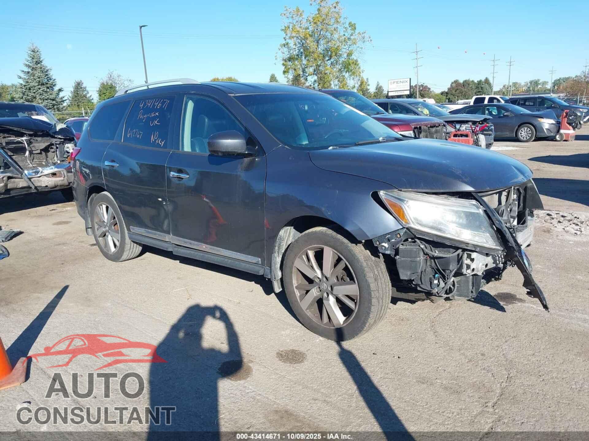 NISSAN PATHFINDER 2013 - 5N1AR2MM9DC642767