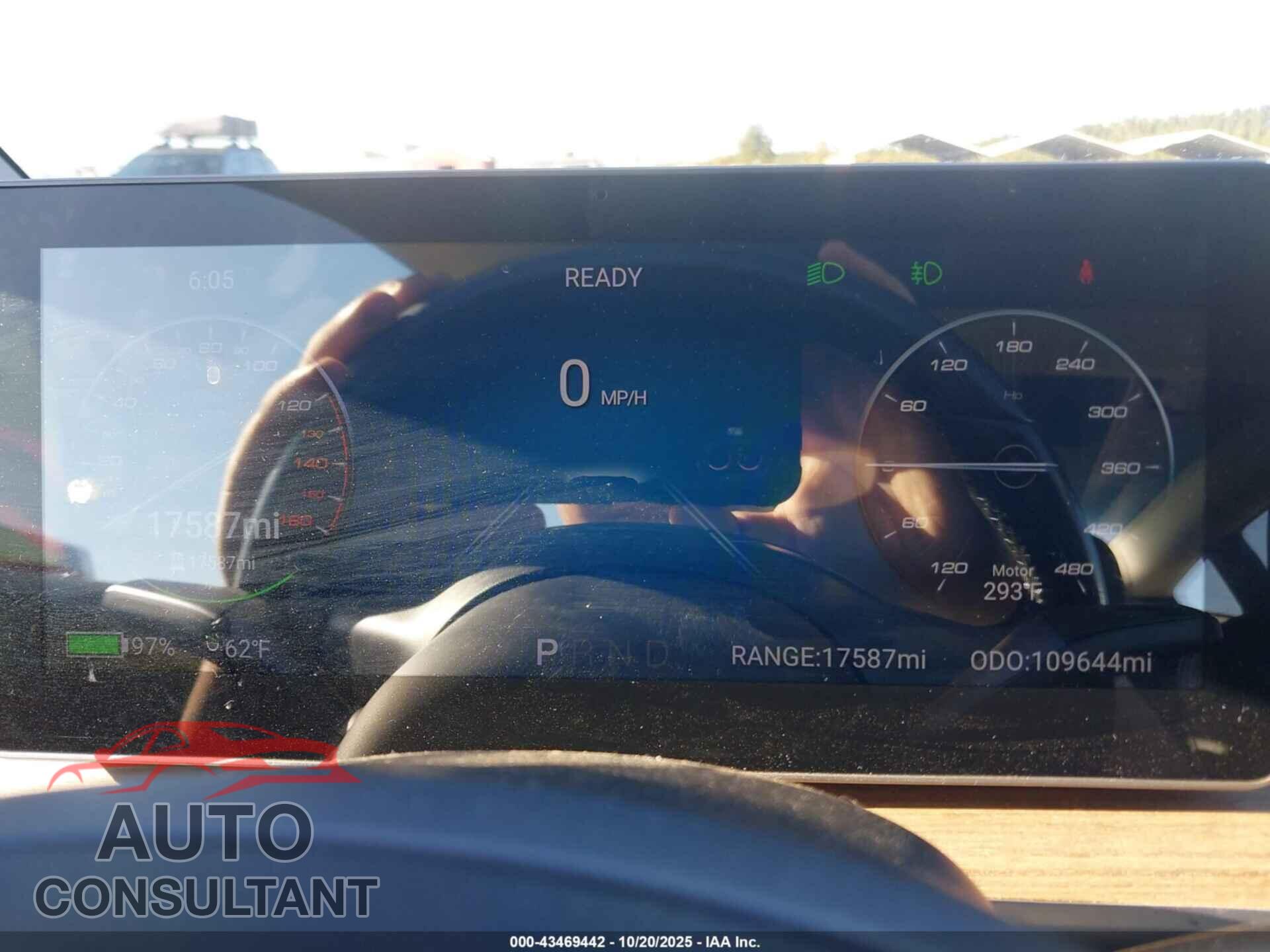 TESLA MODEL 3 2018 - 5YJ3E1EA2JF043943