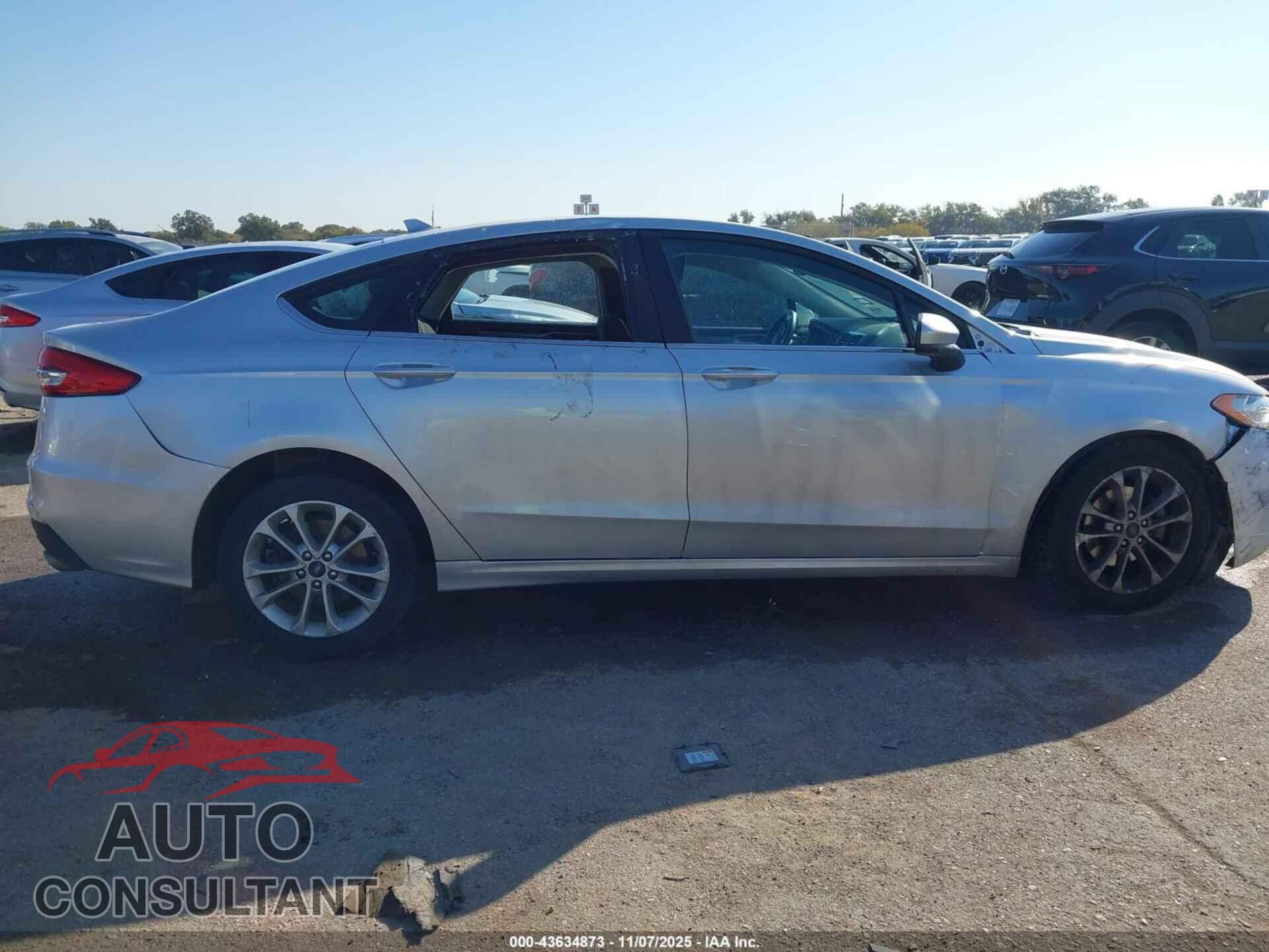FORD FUSION 2019 - 3FA6P0HD2KR213909