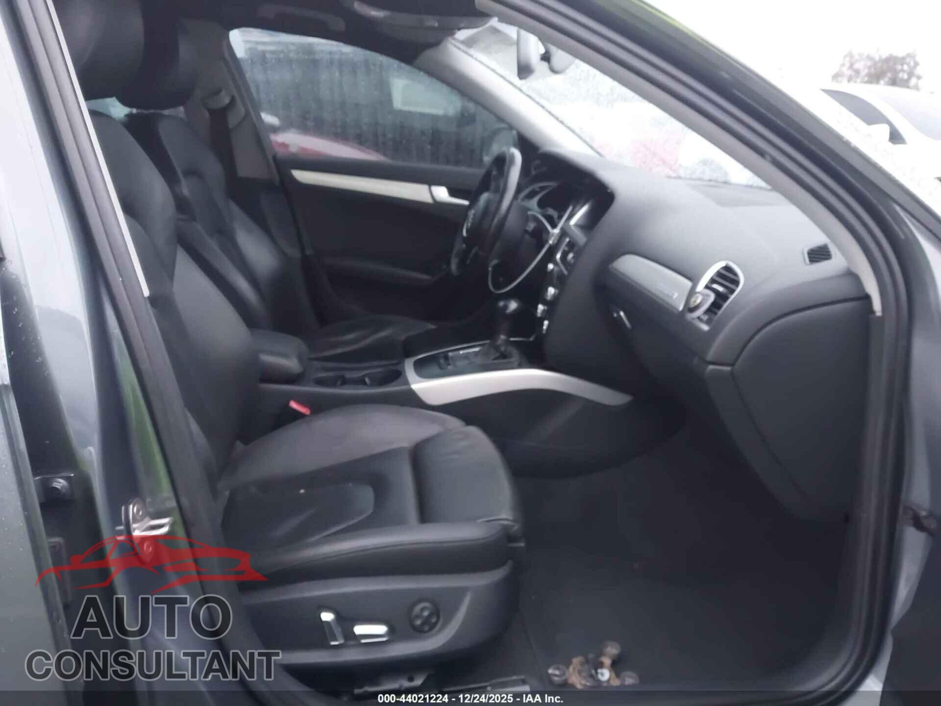 AUDI A4 2013 - WAUFFAFL0DN012154