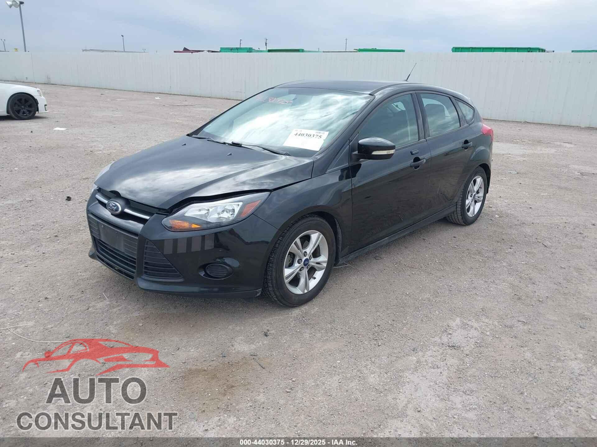 FORD FOCUS 2014 - 1FADP3K26EL299373