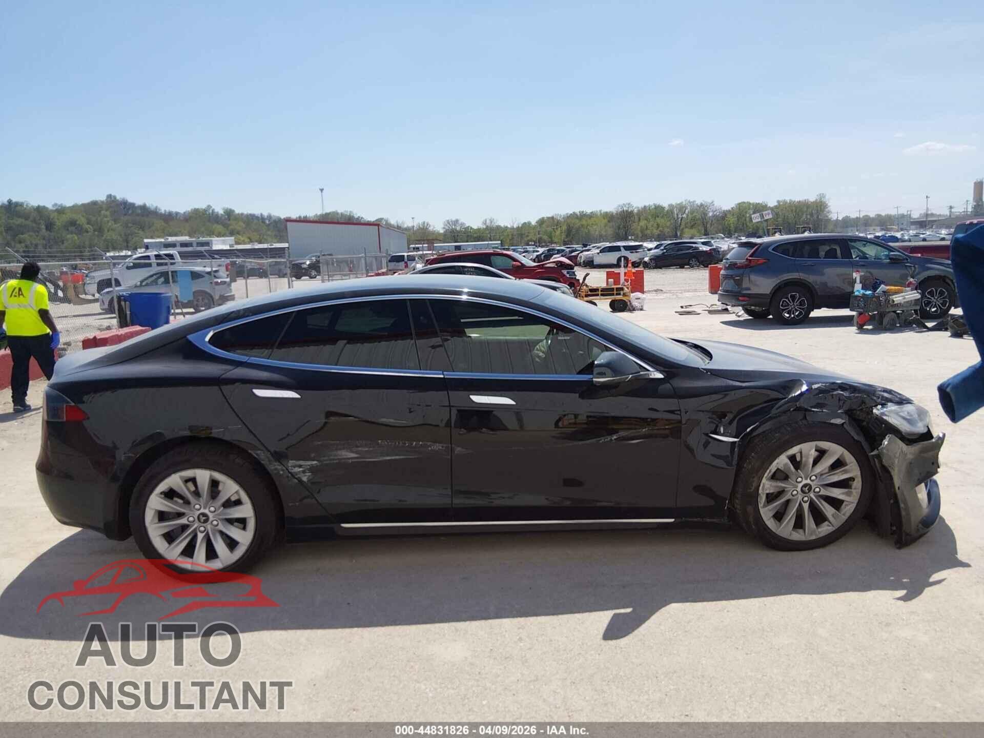 TESLA MODEL S 2017 - 5YJSA1E22HF230495