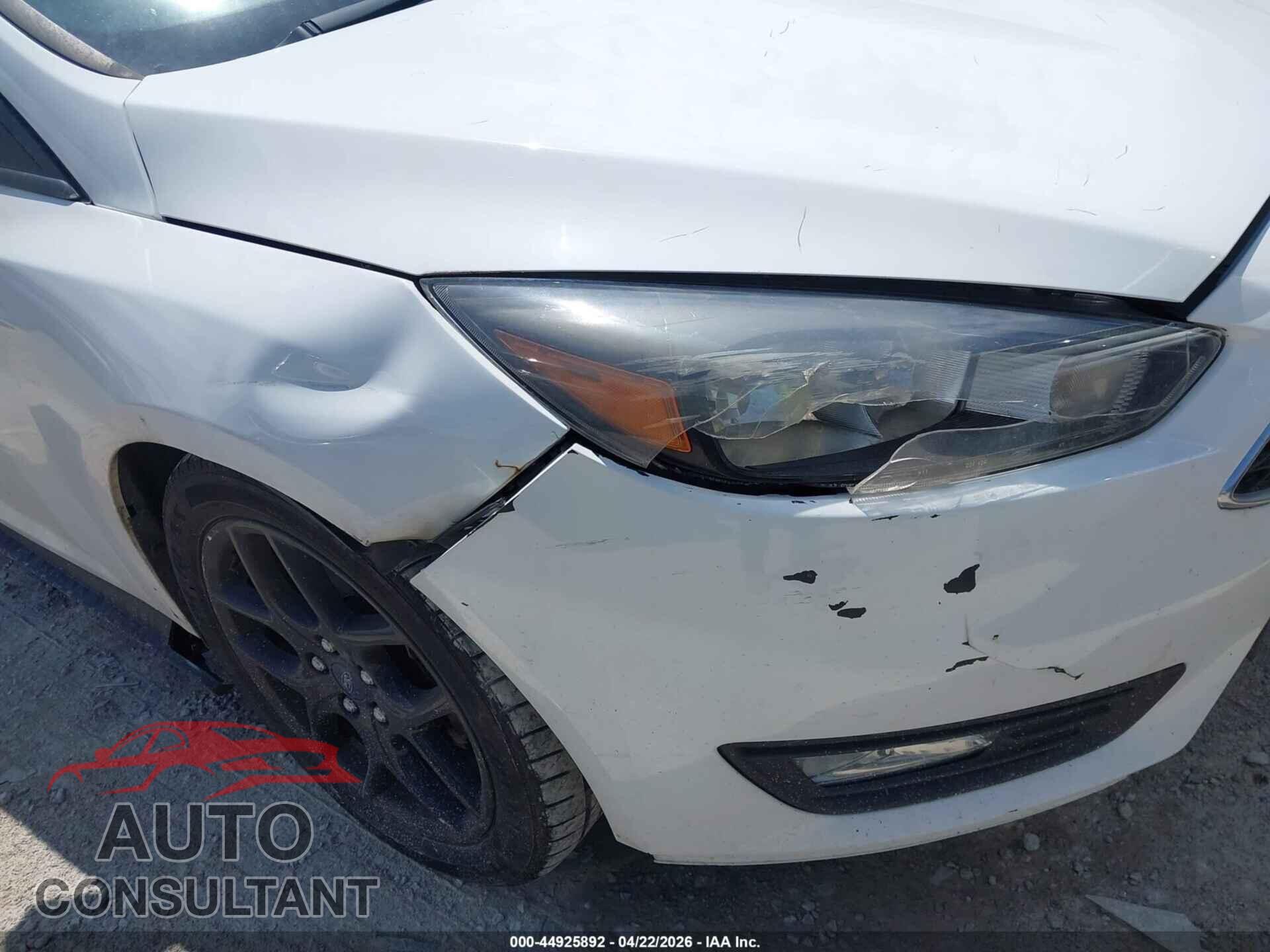 FORD FOCUS 2016 - 1FADP3F28GL376306